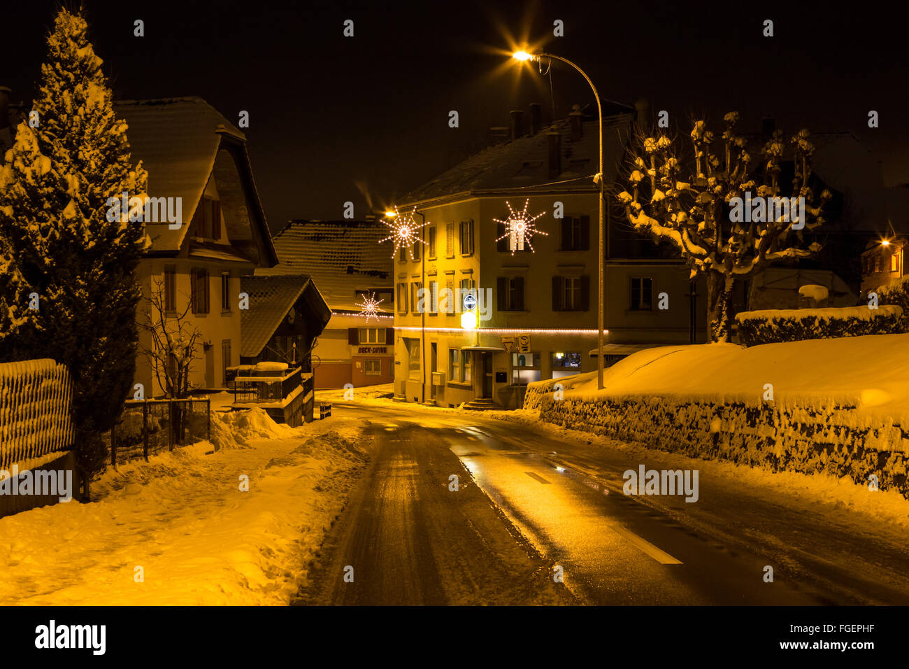 Paesaggio notturno in inverno, Malters, Lucerna, Svizzera Foto Stock
