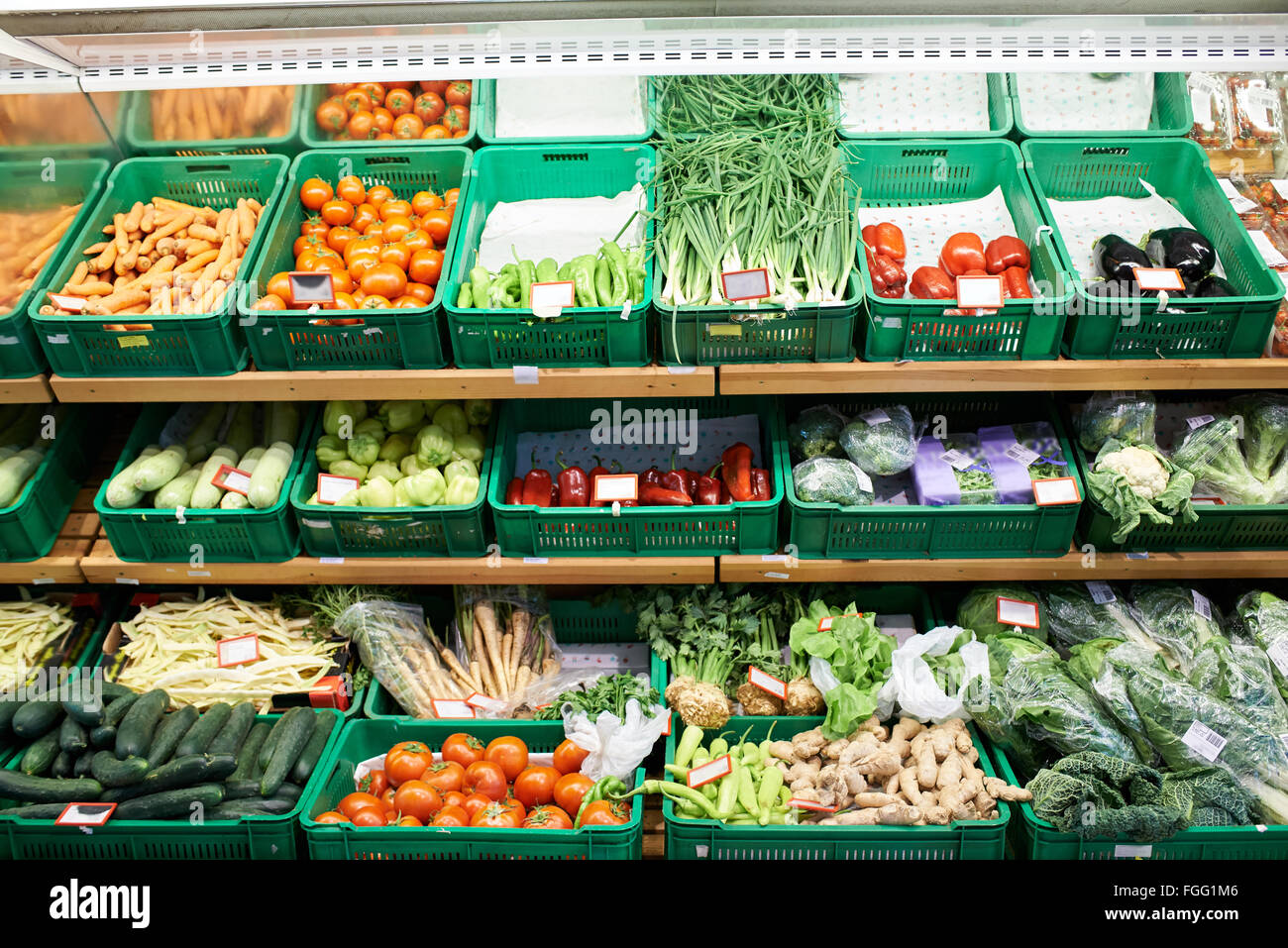 La frutta e la verdura al mercato Foto Stock