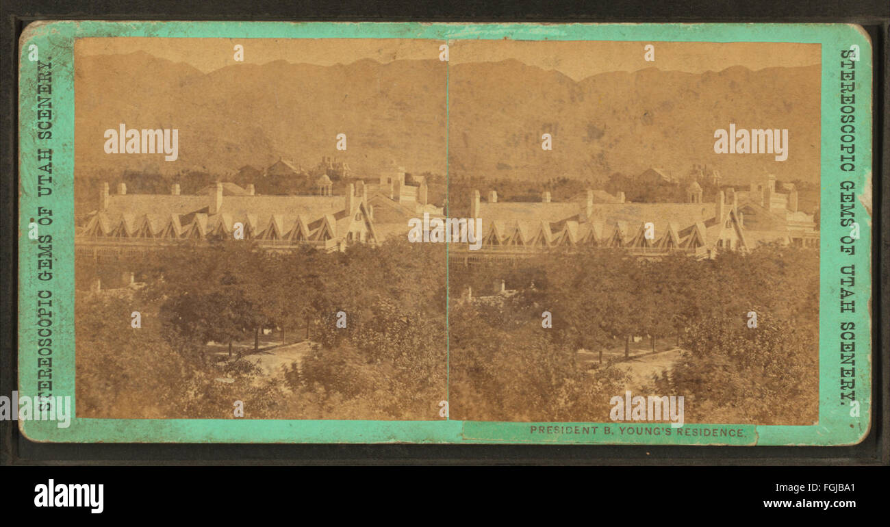 Una fotografia di C.W. Carter che mostra la residenza del presidente Brigham Young. L'immagine cattura la struttura della casa associata al leader mormone a Salt Lake City, Utah. Foto Stock