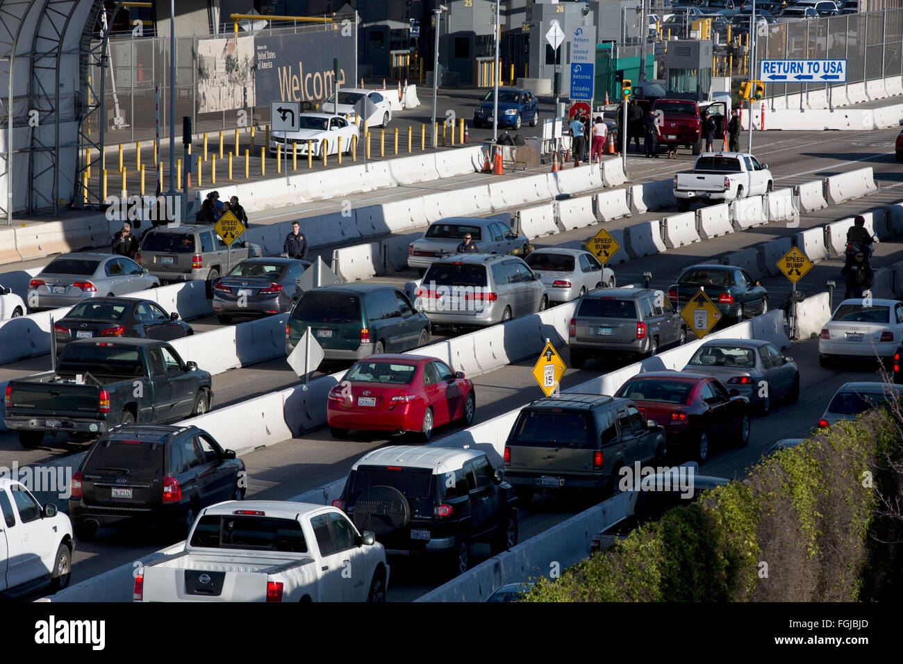 Stati Uniti uscire checkpoint in San Ysidro, California al confine con Tijuana, Messico Foto Stock