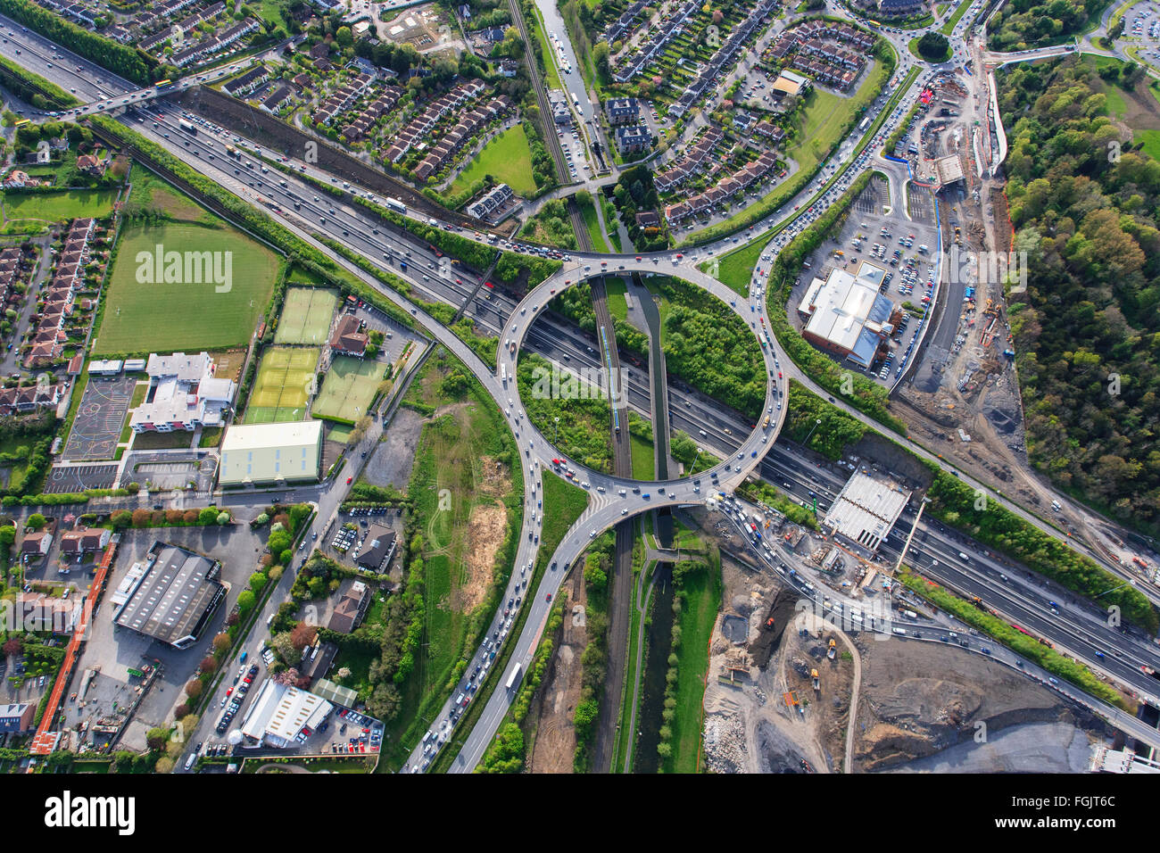 Infrastrutture stradali La costruzione, vista aerea M50 incrocio autostradale Dublino Irlanda Foto Stock