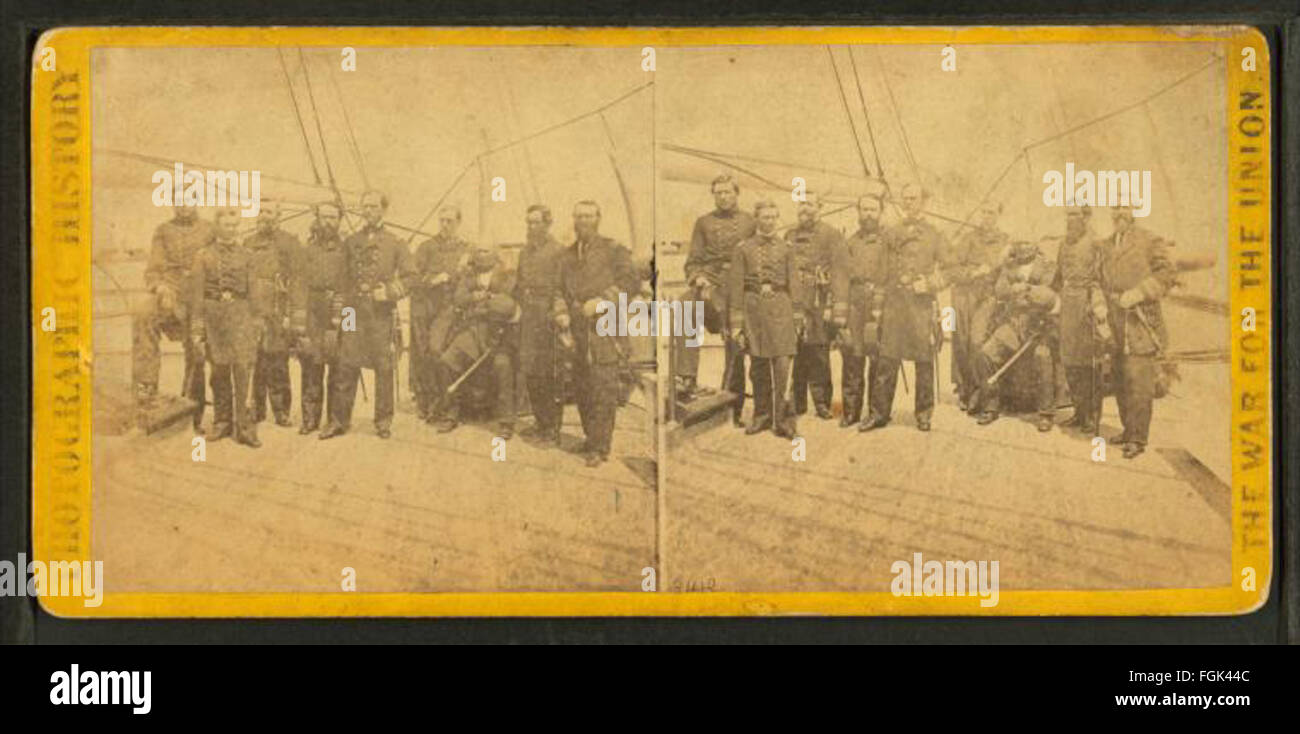 L'ammiraglio Dahlgren e personale, U. S. S. Pawnee, porto di Charleston, S. C, da Brady, Mathew B., 1823 (ca.)-1896 Foto Stock