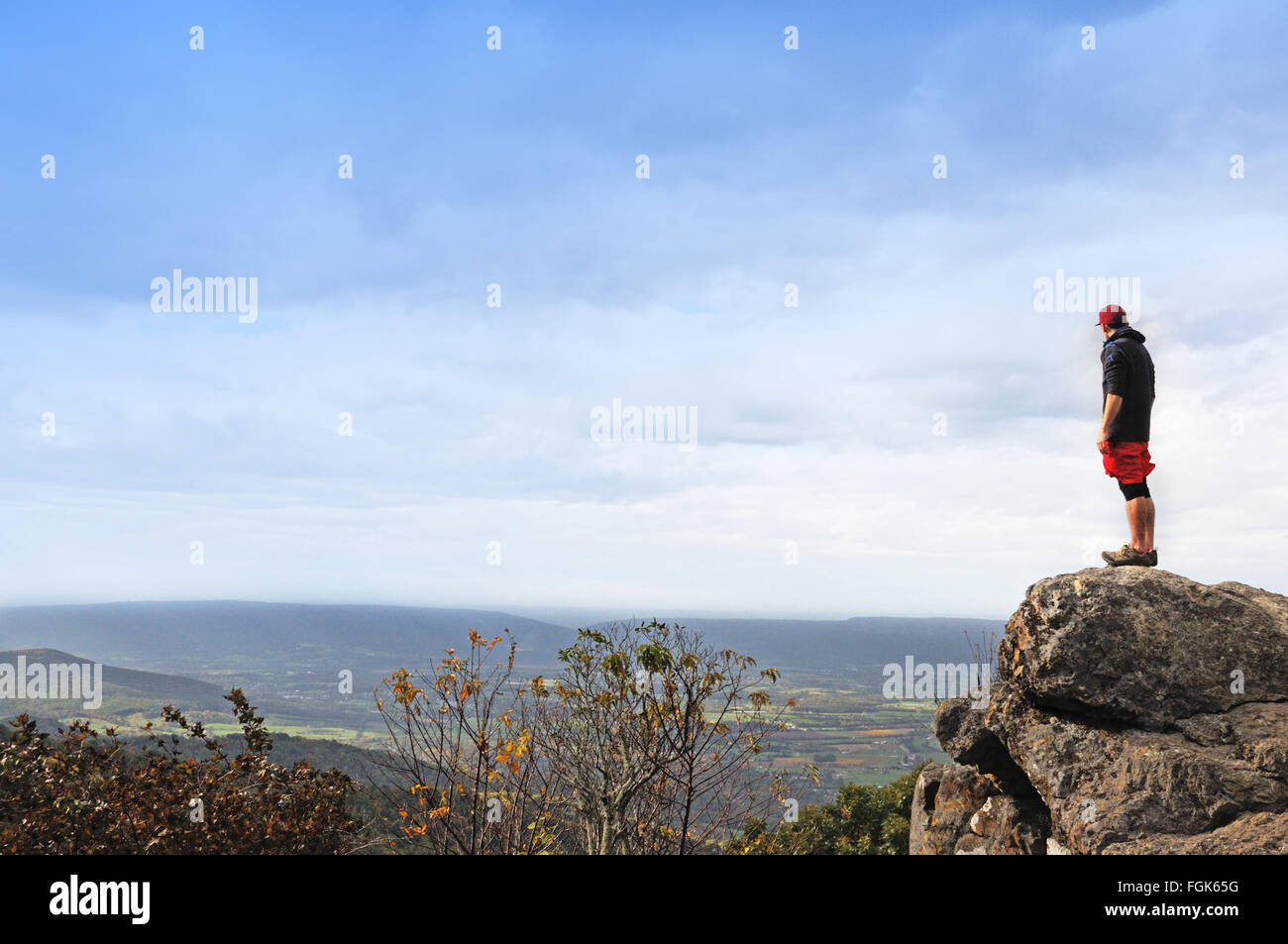 Escursionista nel Parco Nazionale di Shenandoah, Virginia, Stati Uniti d'America Foto Stock