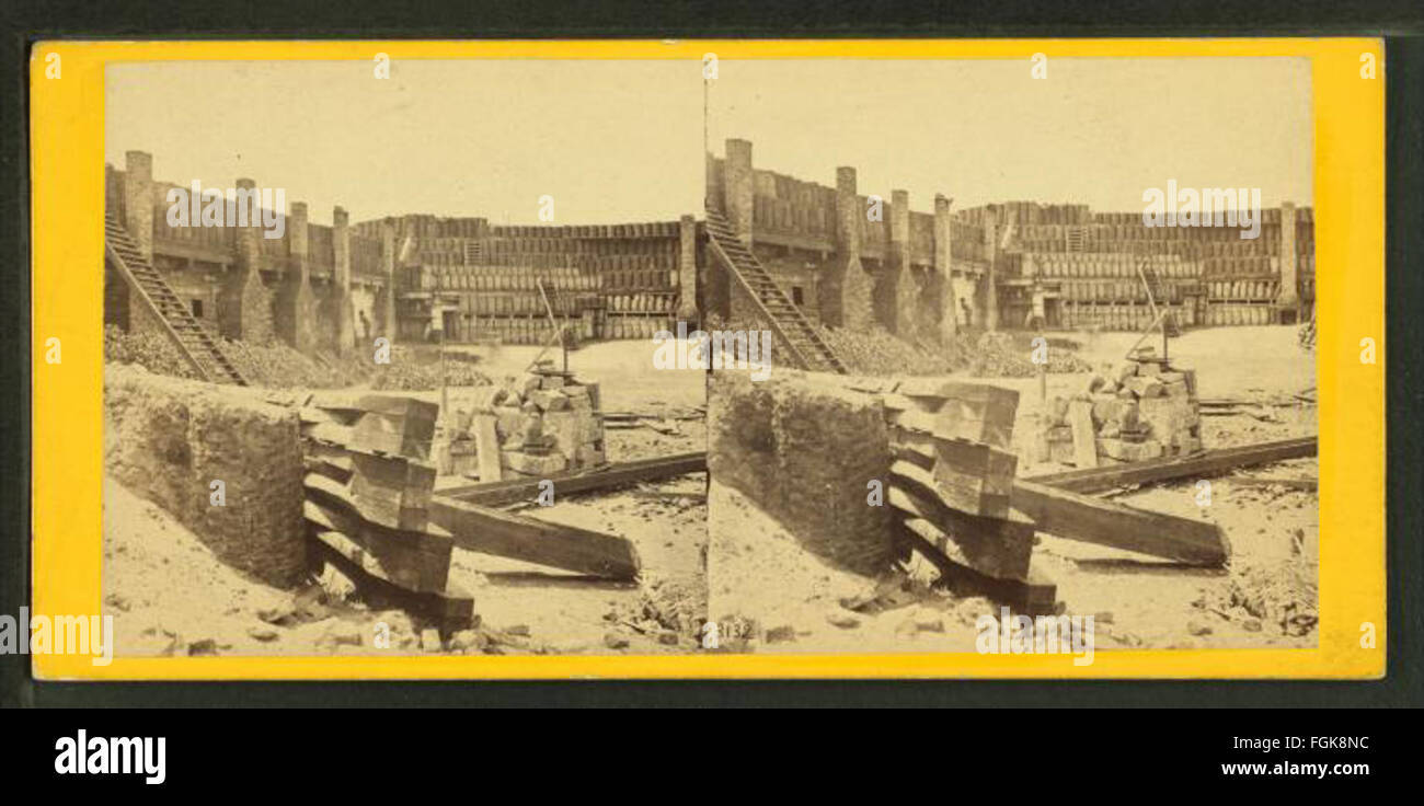 Interno del Fort Sumpter (sic), S. C., guardando verso sud, da Soule, John P., 1827-1904 Foto Stock