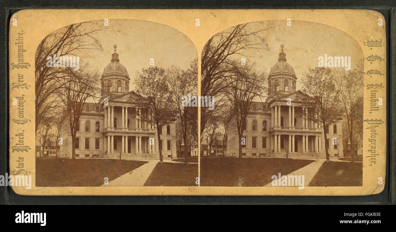 Una fotografia di Willis G. C. Kimball che mostra la vista laterale della New Hampshire State House, evidenziandone le caratteristiche architettoniche. Foto Stock