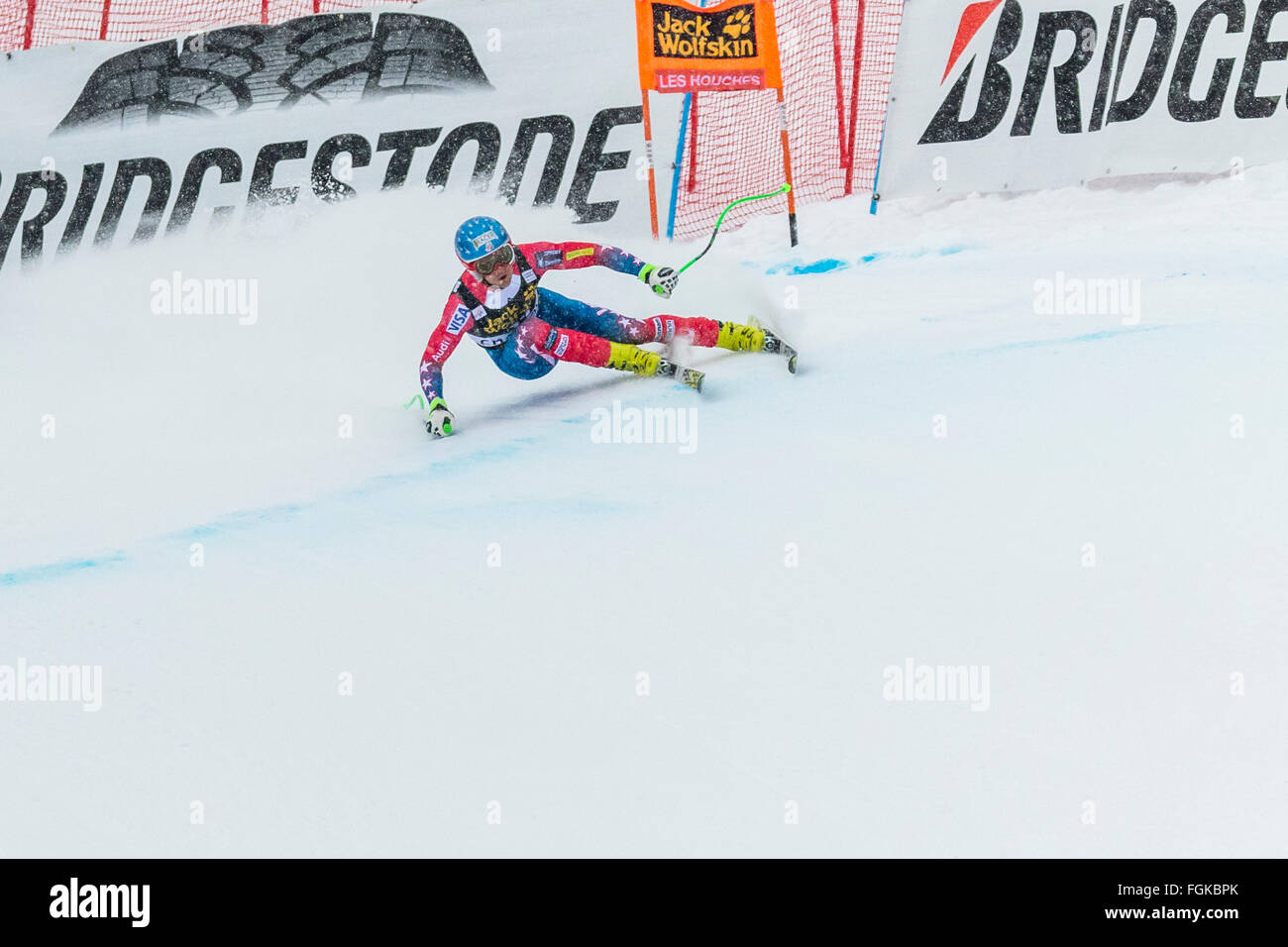 Chamonix, Francia. Xx Febbraio, 2016. USA ski team stati Steven NYMAN sciare a podio al 2° posto. La Audi FIS World Cup 9 uomini in discesa ha avuto luogo a Chamonix Francia con un "jour blanc " (cieli grigi e piatto leggero) e un po' di luce la neve. Il podio è stato - 1- PARIS Dominik (ITA) 1:58,38 2- NYMAN Steven (USA) 1:58.73 3- Beat FEUZ (SUI) 1:58.77 Audi FIS Coppa del Mondo di Sci 2015/16 Credito: Genyphyr Novak/Alamy Live News Foto Stock