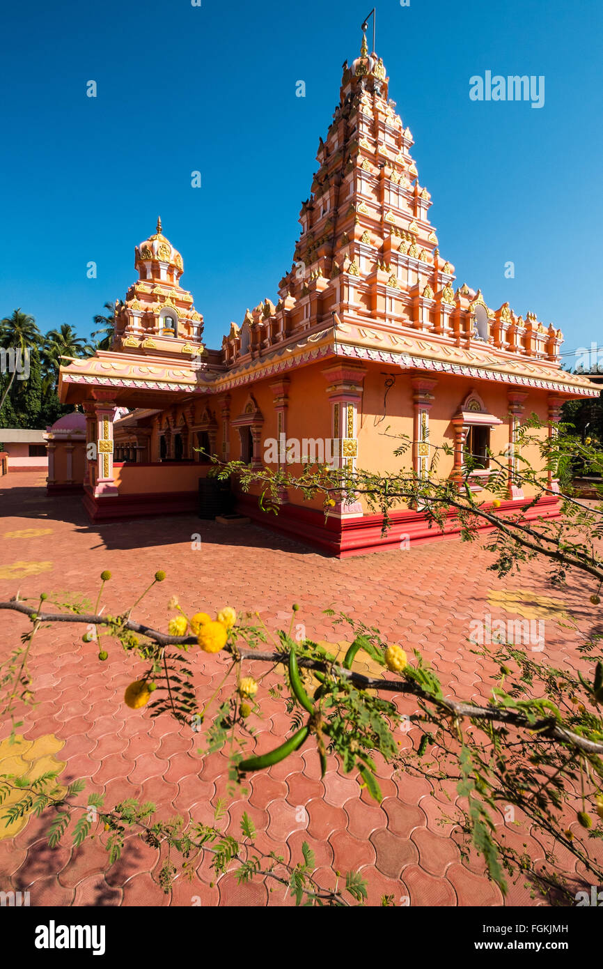Un tempio indù nel Maharashtra, stato , India meridionale Foto Stock