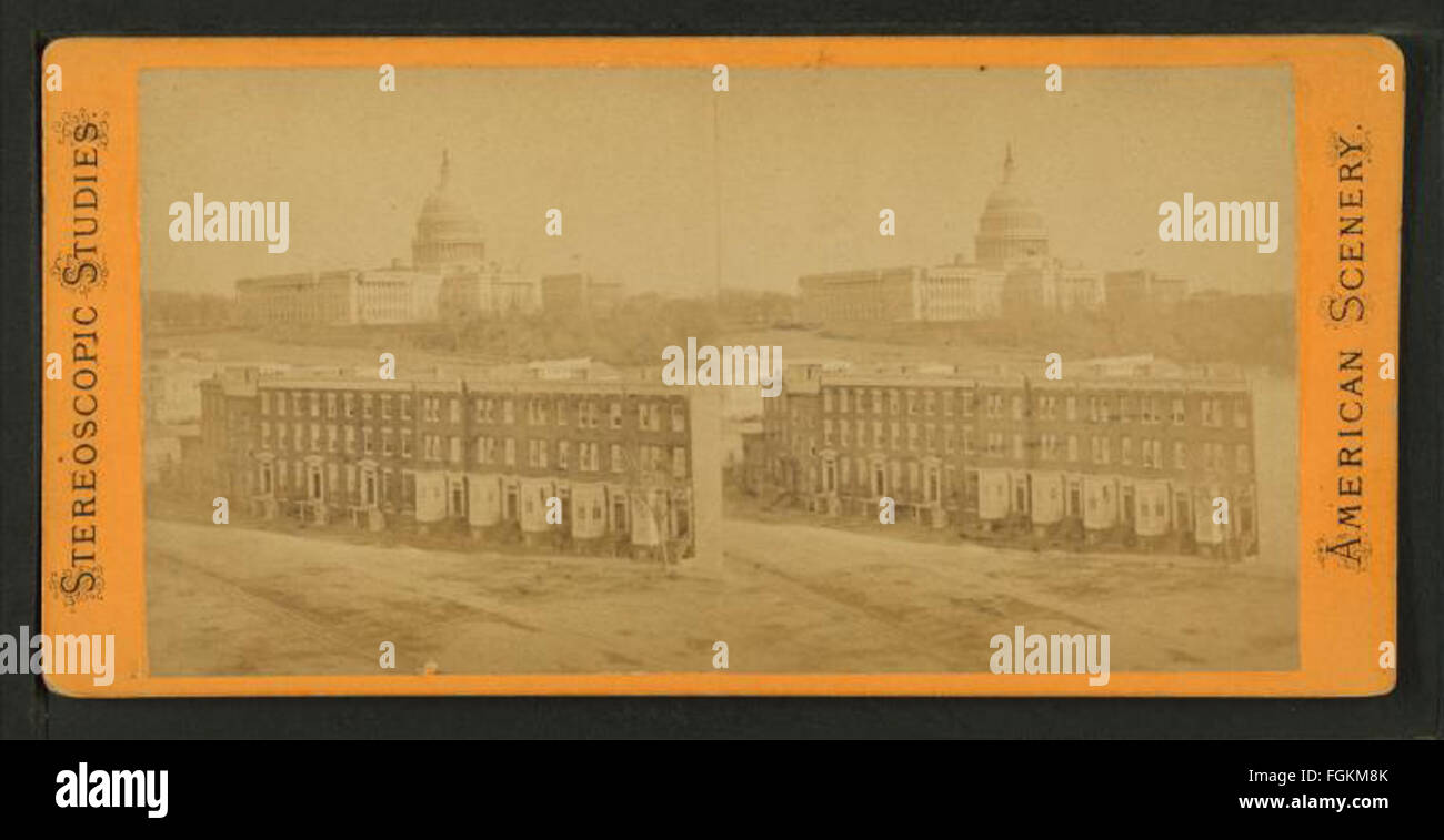 Vista di U.S. Capitol, con una fila di case in primo piano, da Robert N. Dennis raccolta di vista stereoscopica Foto Stock