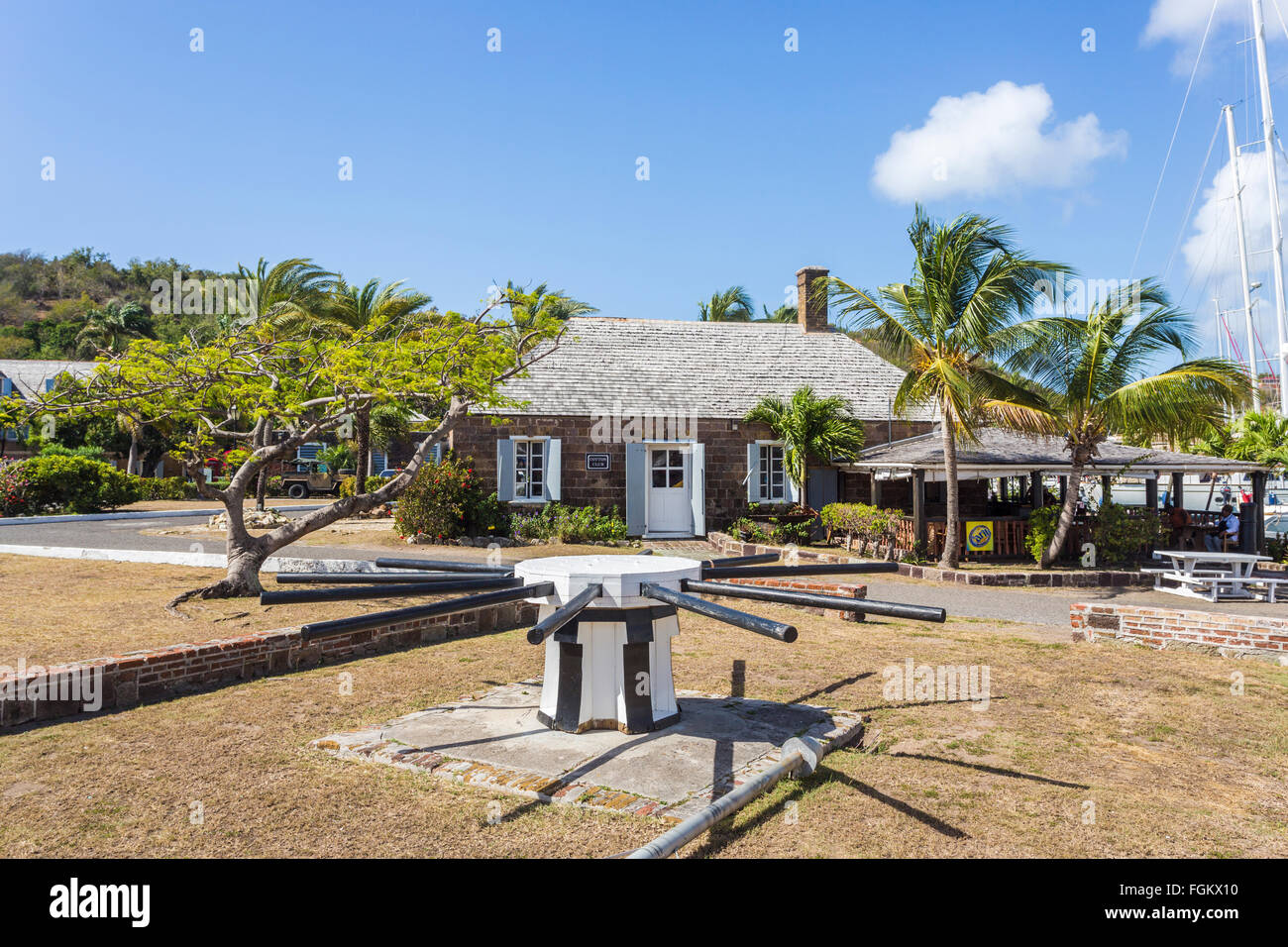 Cabestano a Nelson's Dockyard, English Harbour, sud Antigua Antigua e Barbuda, West Indies di fronte del marinaio cucina Foto Stock