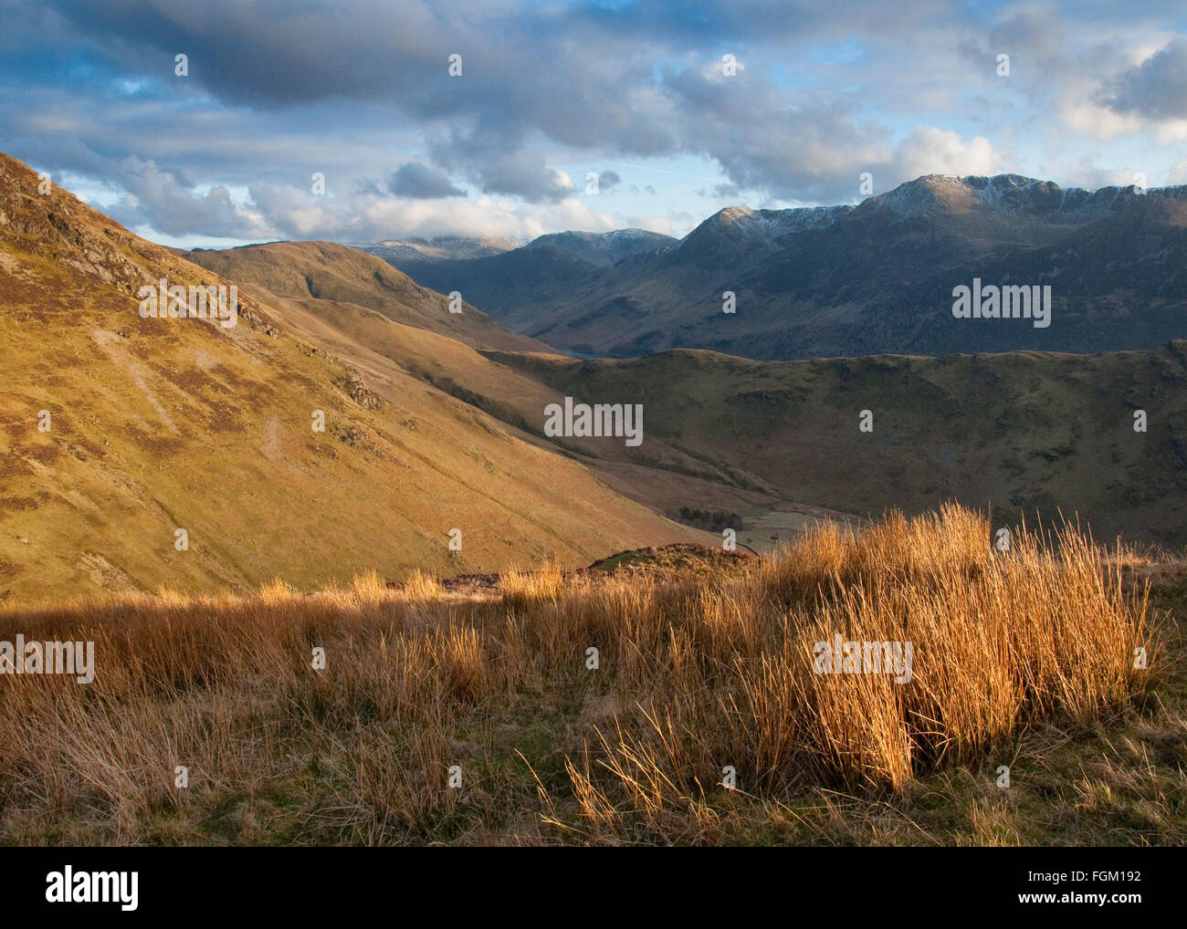 Vista guardando a sud da grasmoor montagna attraverso buttermere fells Foto Stock
