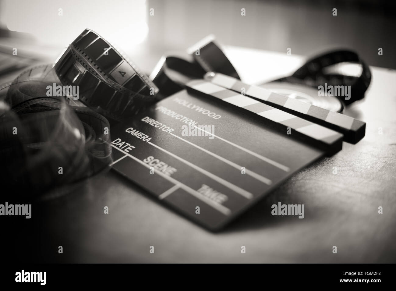 Filmato battaglio scheda filmina e messa a fuoco selettiva e vintage in bianco e nero Foto Stock