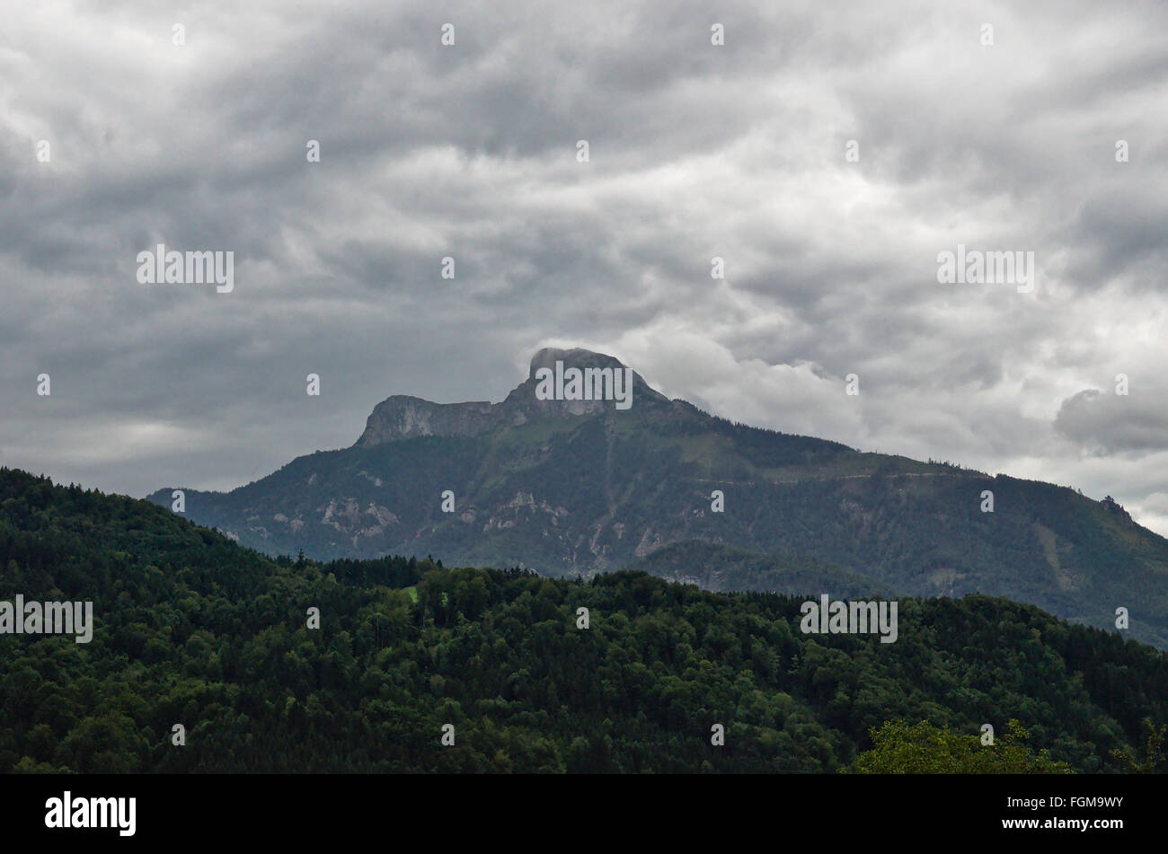 In corrispondenza della cresta delle Alpi Foto Stock