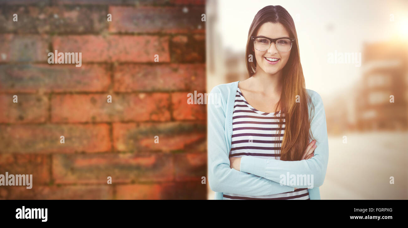 Immagine composita del giovane lavoratore creativo sorridente in telecamera Foto Stock