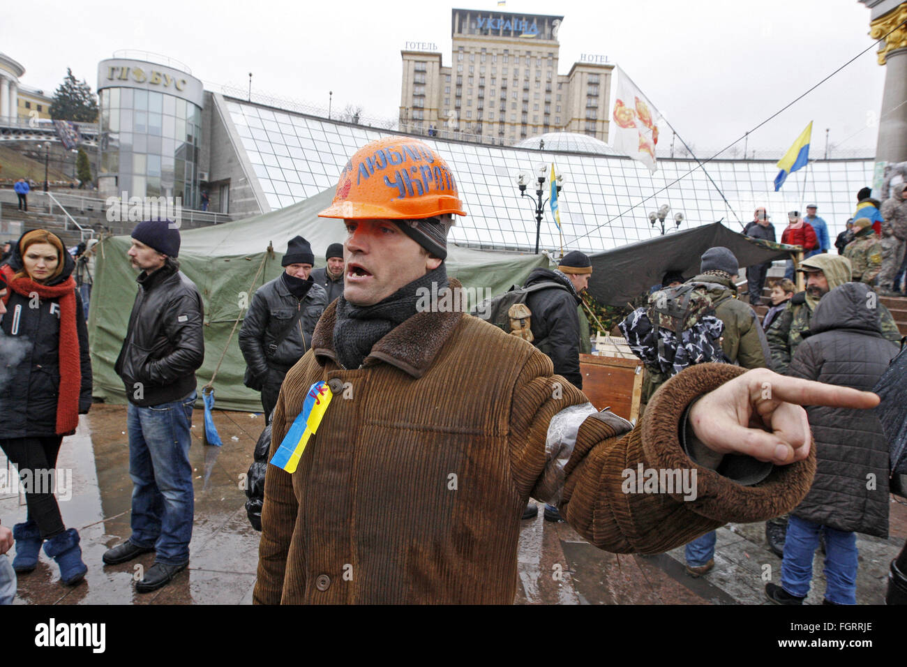 Kiev, Ucraina. Il 22 febbraio, 2016. Alcuni attivisti durante un governo anti-protesta, a Piazza Indipendenza, a Kiev, Ucraina, 22 febbraio 2016. © Serg Glovny/ZUMA filo/Alamy Live News Foto Stock