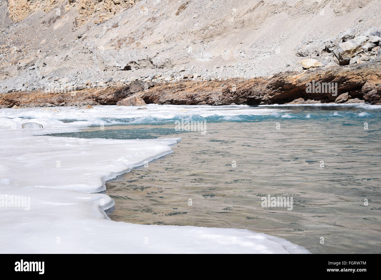 Semi Frozen River Foto Stock