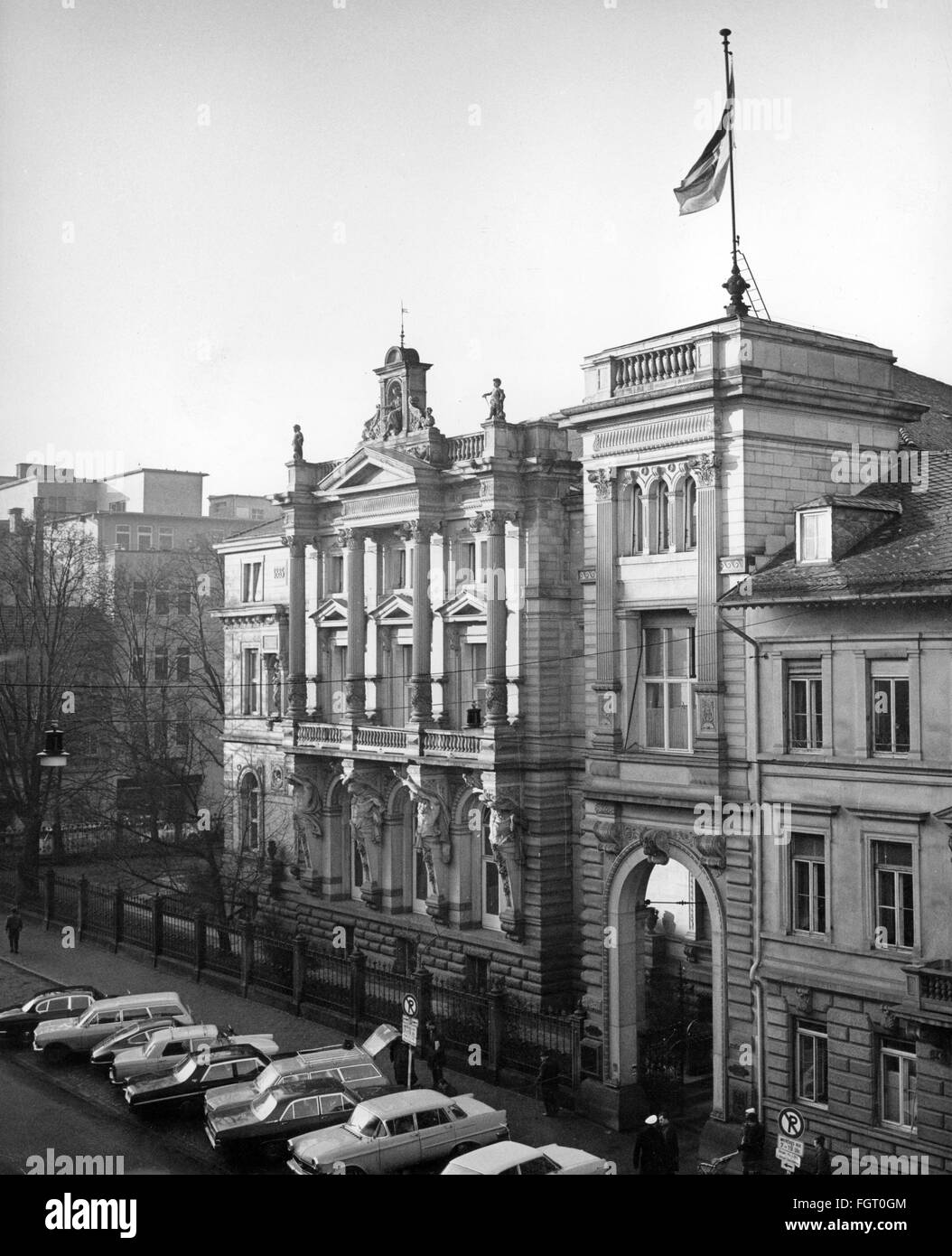 Geografia / viaggio, Germania, Karlsruhe, edificio, Prinz-Max-Palais, sede della Corte costituzionale federale 1951 - 1969, vista esterna, anni 60, diritti aggiuntivi-clearences-non disponibile Foto Stock