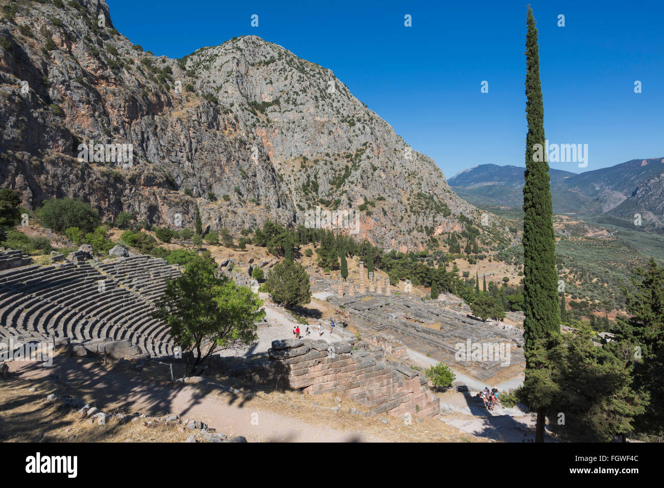 Antica Delphi, Phocis, Grecia. Il teatro di Delfi, risalente al IV secolo A.C. Foto Stock