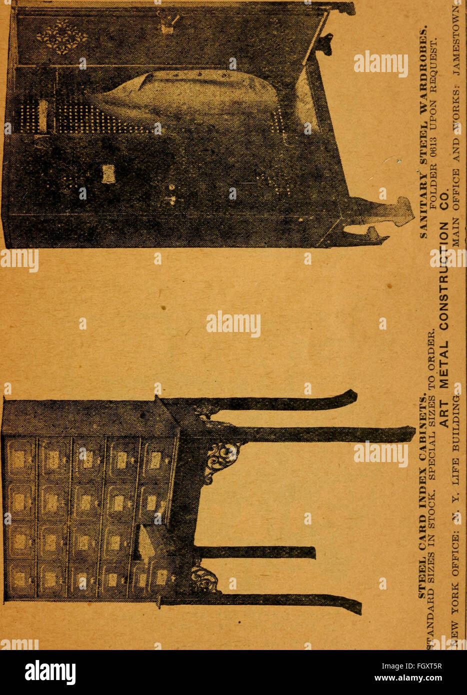 Il *World Almanac and Encyclopedia* (1908) è un'opera di riferimento completa che offre dati statistici, fatti e informazioni dettagliate su vari argomenti, tra cui geografia, storia e scienza. Foto Stock