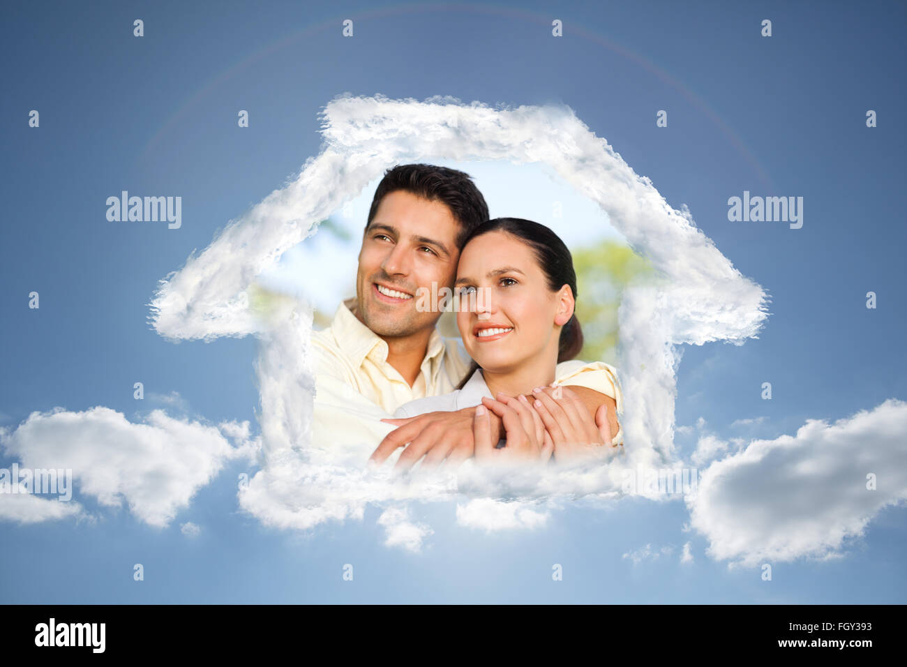 Immagine composita della casa di contorno in nuvole Foto Stock