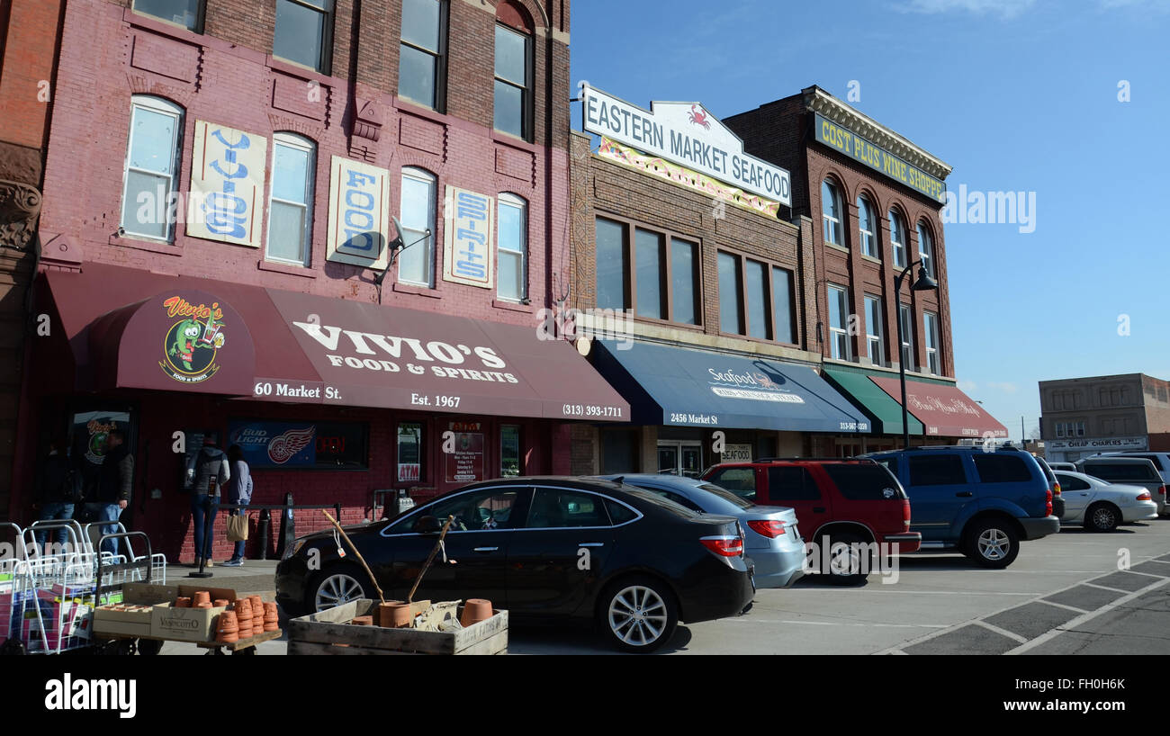 DETROIT, MI - febbraio 6: i clienti su una strada vicino al Mercato Orientale, il più grande pubblico storico quartiere del mercato nel Regno Foto Stock