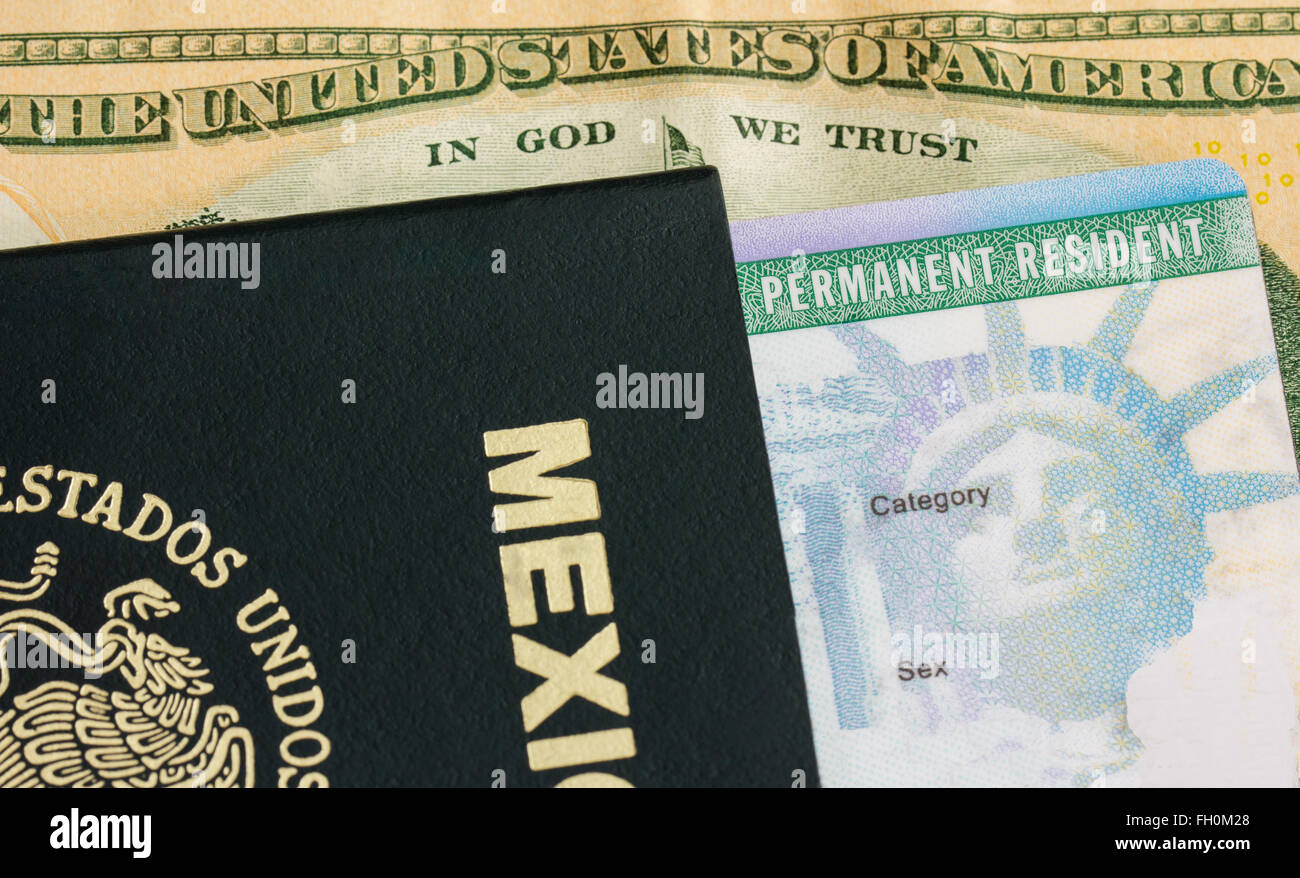 Noi Permanent Resident Card Messicano con passaporto Foto Stock