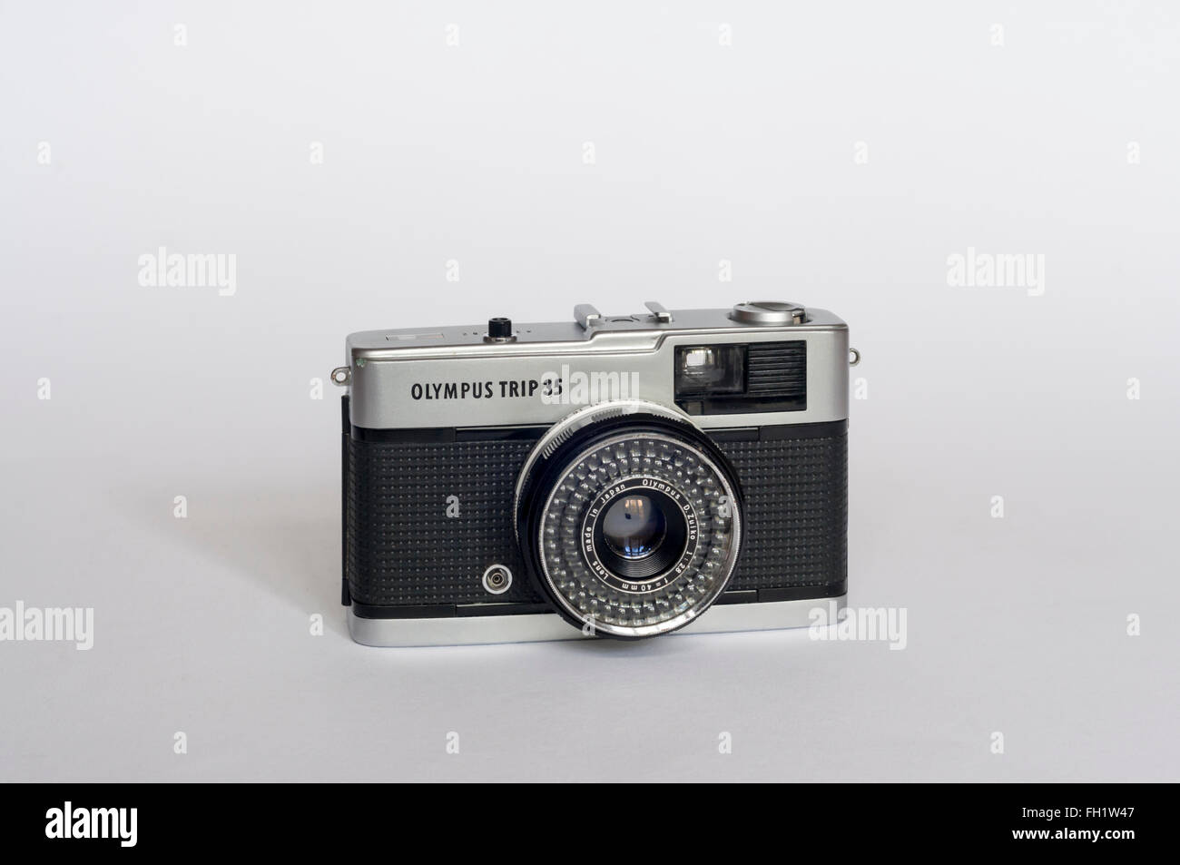 Un viaggio di Olympus 35 film compatta fotocamera. Foto Stock