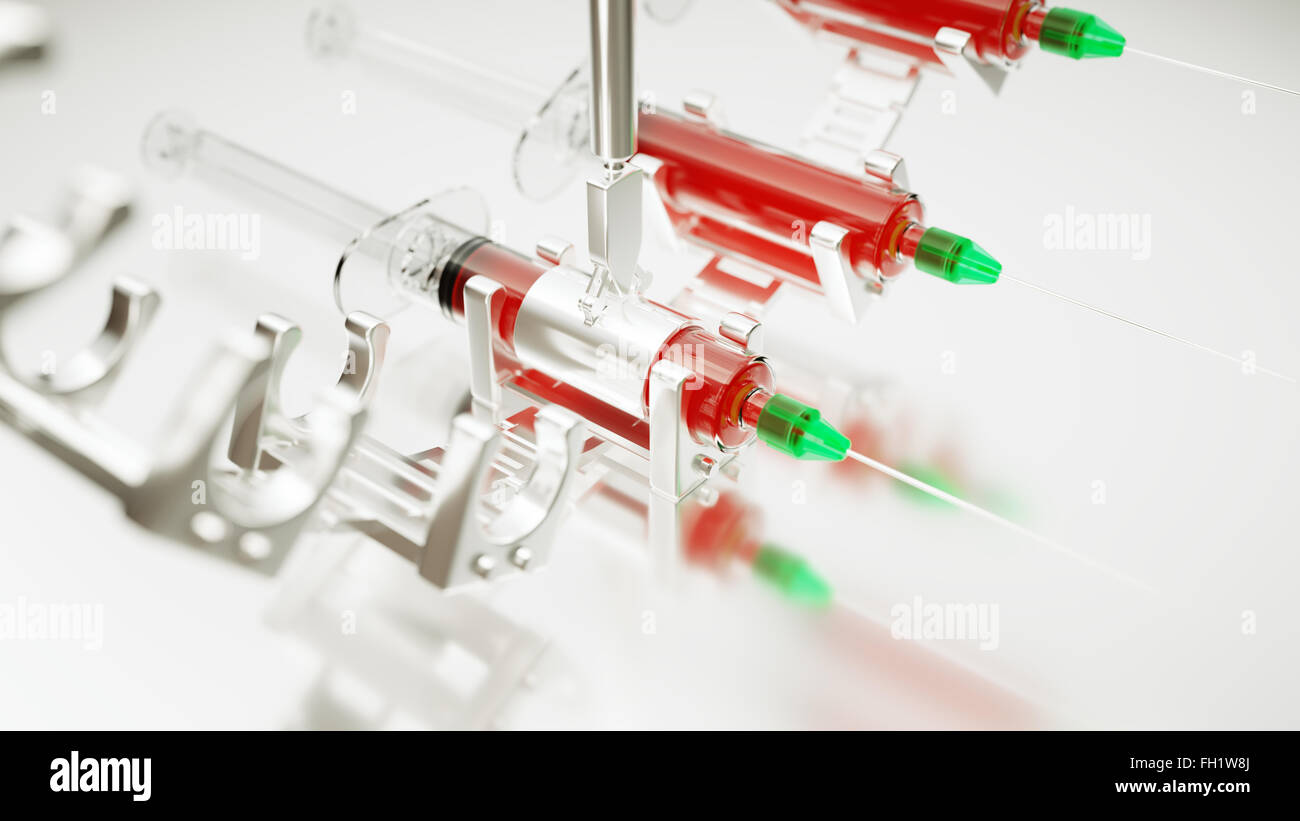 Siringa medica o squirt linea di produzione o di trasporto con artistico DOF poco profondo Foto Stock