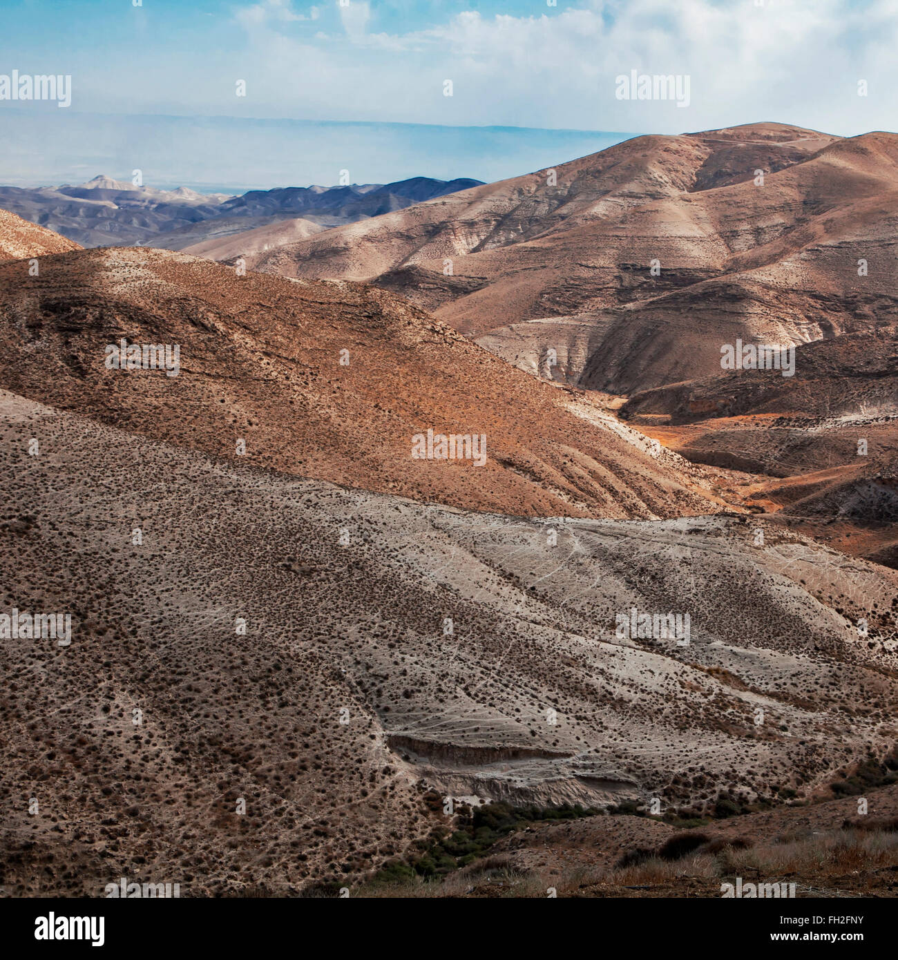 Le sabbie del deserto della Giudea (Israele), da una collina vicino a Beit El Foto Stock