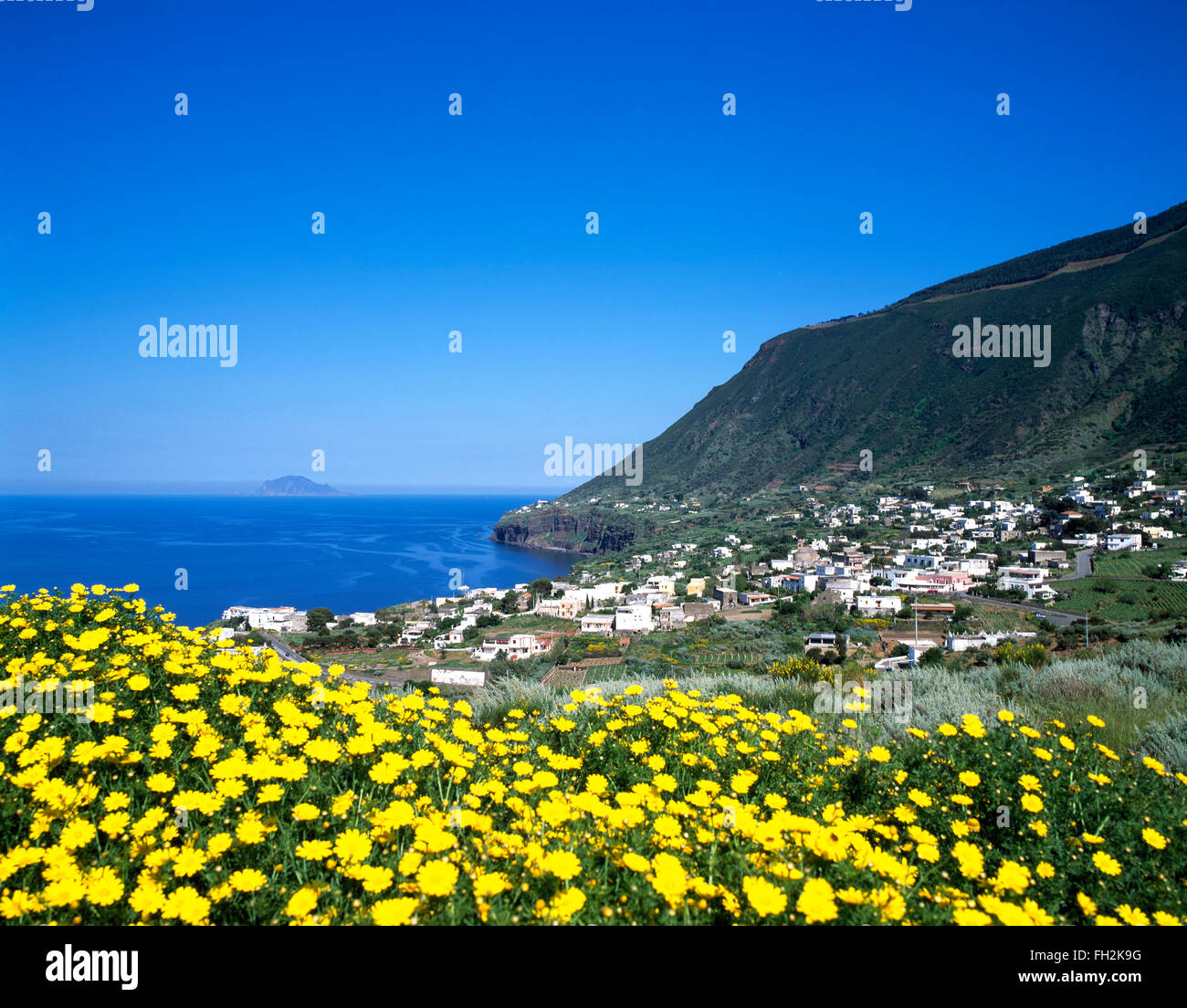 Isola di Salina, Malfa valley, Isole Eolie, in Sicilia, Italia, Europa Foto Stock