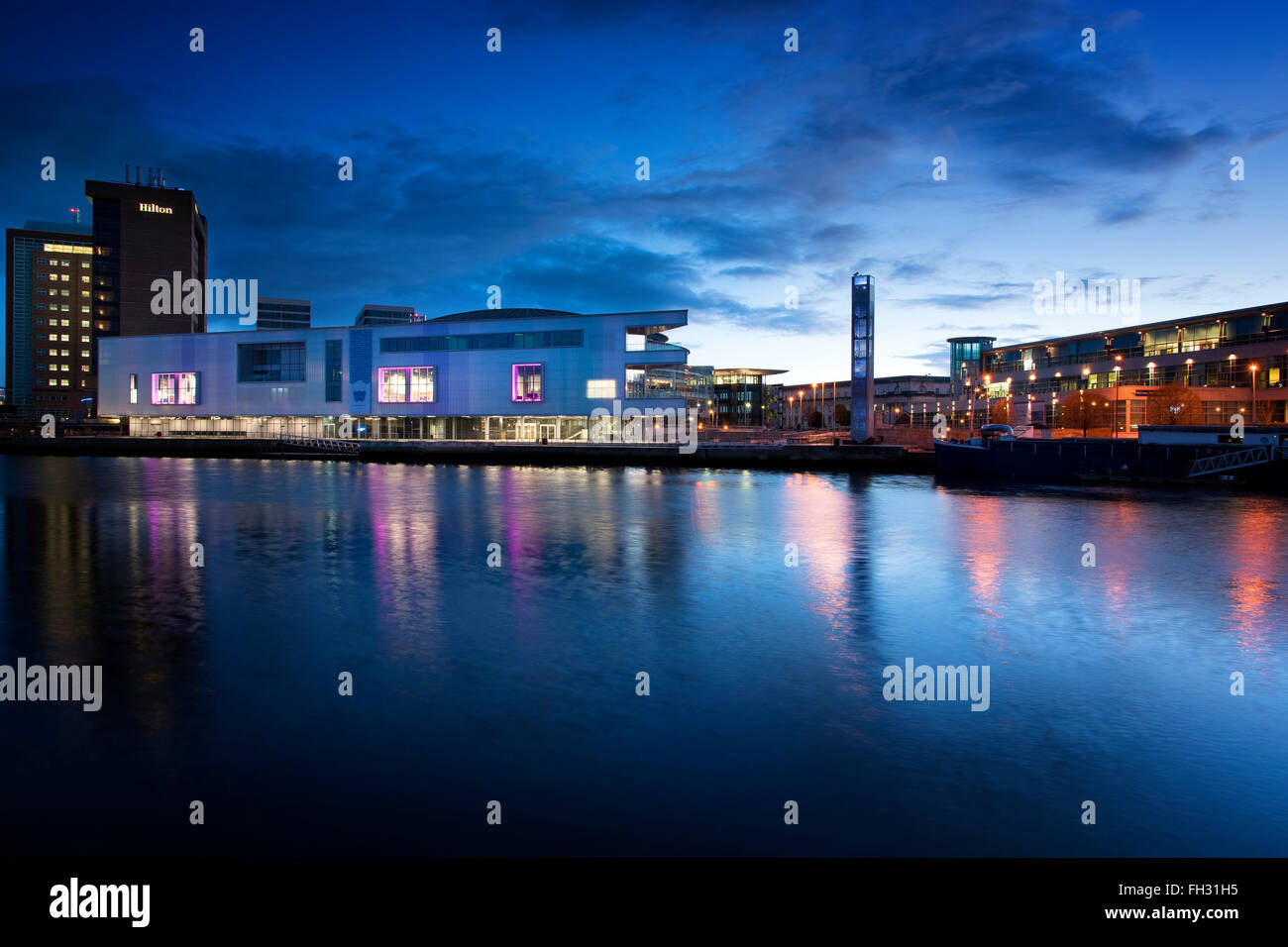 Nuovo Waterfront Hall Conference Centre a Lananside Belfast Irlanda del Nord Foto Stock
