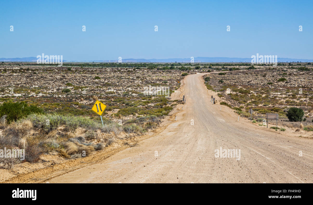 Deserto Strzelecki panorama visto da Strzelecki via in Sud Australia Foto Stock
