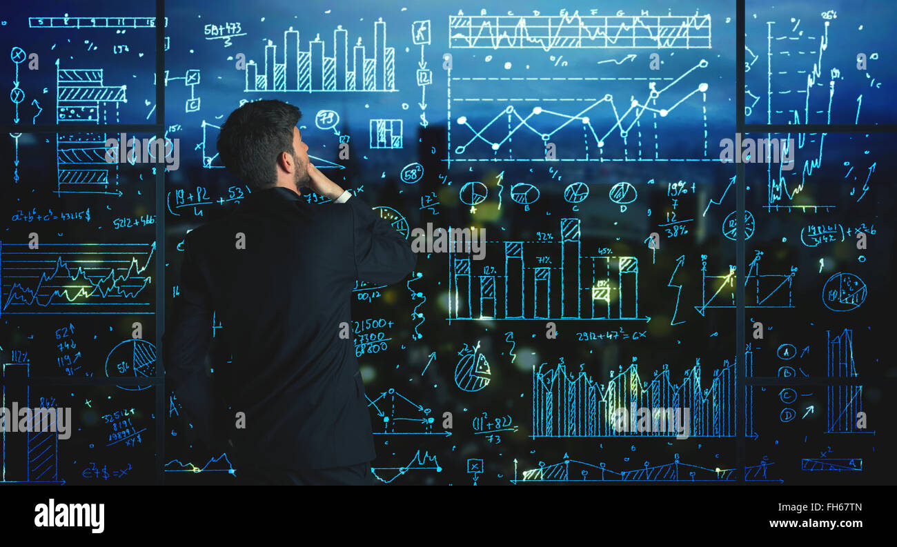 Disegno imprenditore con lo sfondo delle statistiche Foto Stock