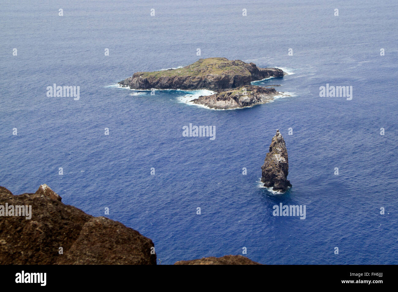 Isola di Motu Nui al largo della costa della isola di Pasqua,Cile Foto Stock