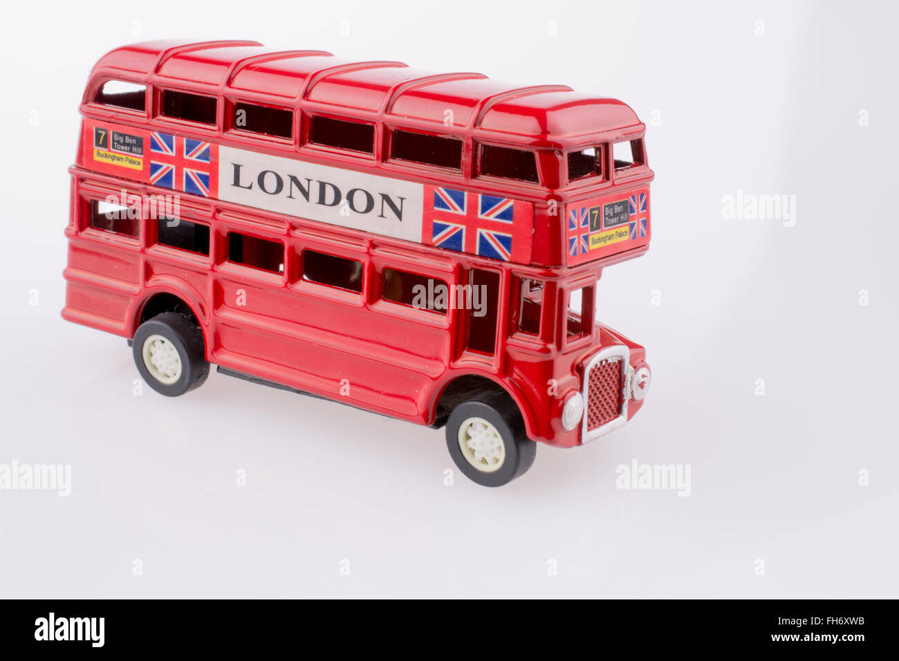 London Bus su sfondo bianco Foto Stock