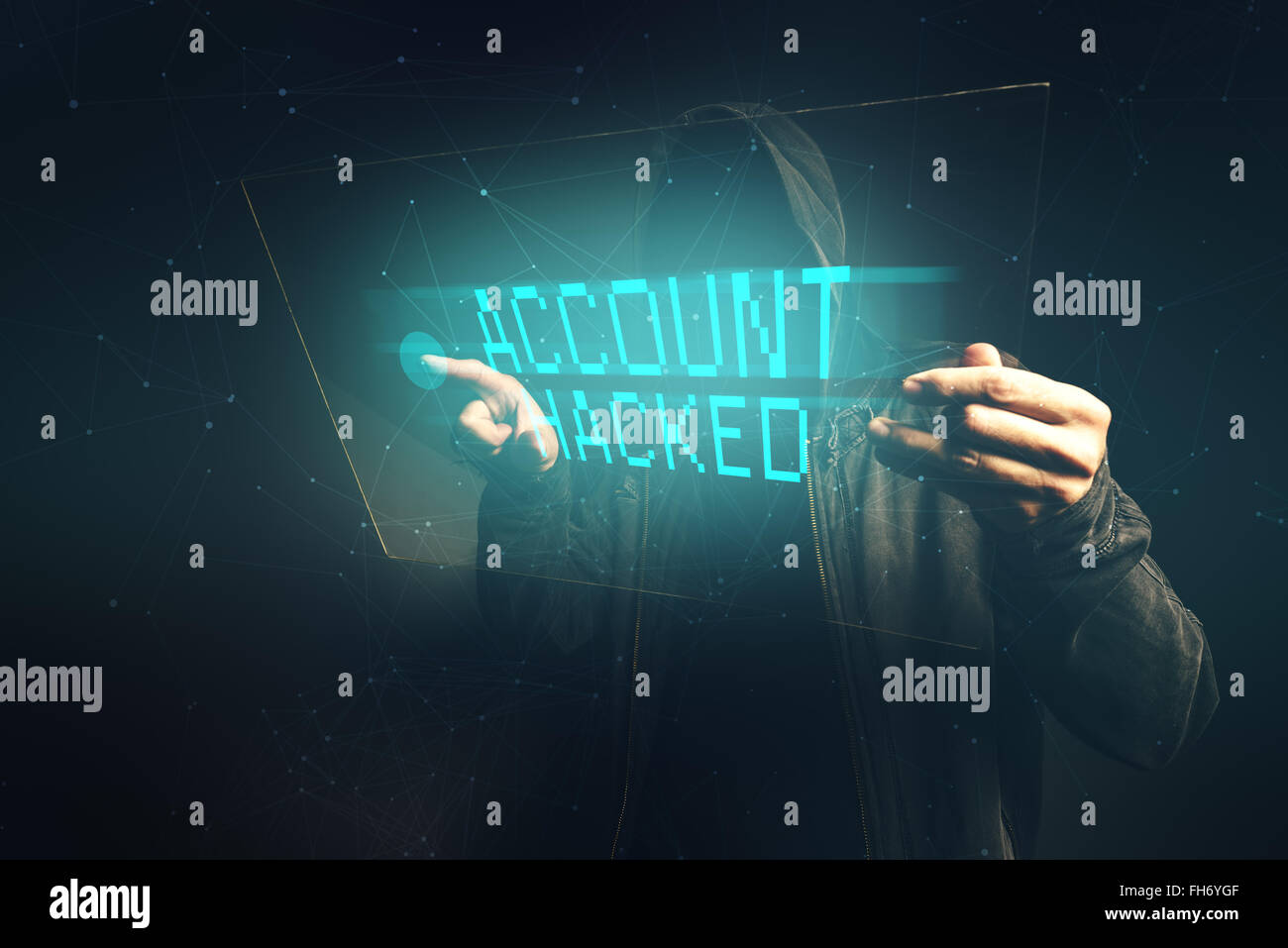 E-bank conto hacked, irriconoscibile pirata informatico di rubare dati personali, internet cyber crime concetto. Foto Stock