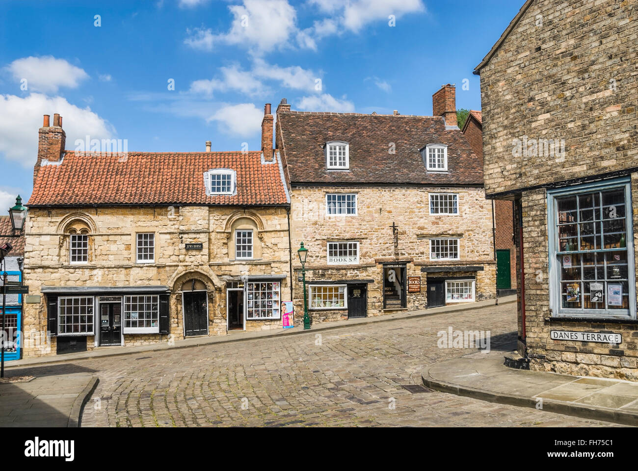 Ripida Hill attraversa la storica città vecchia di Lincoln, Lincolnshire, Inghilterra Foto Stock