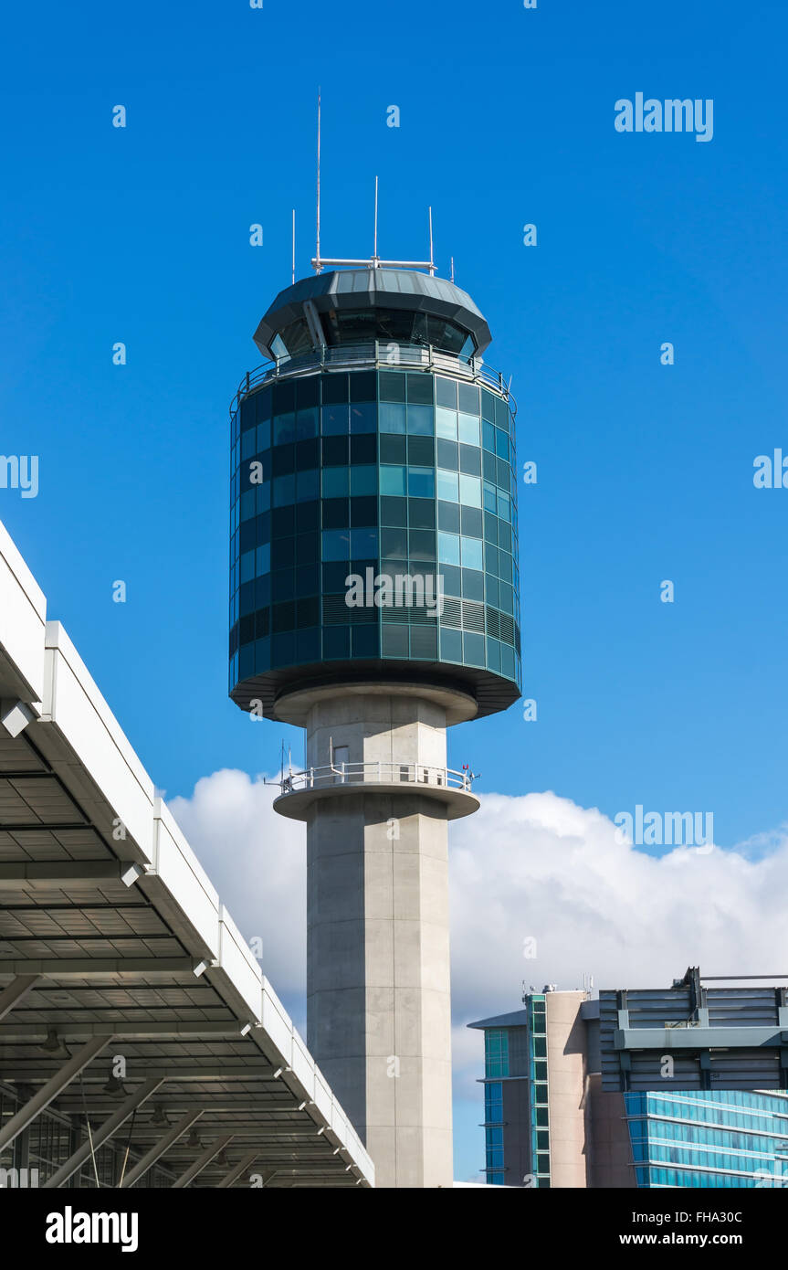 Il traffico aereo Controll torre nell'Aeroporto Internazionale di Vancouver Foto Stock