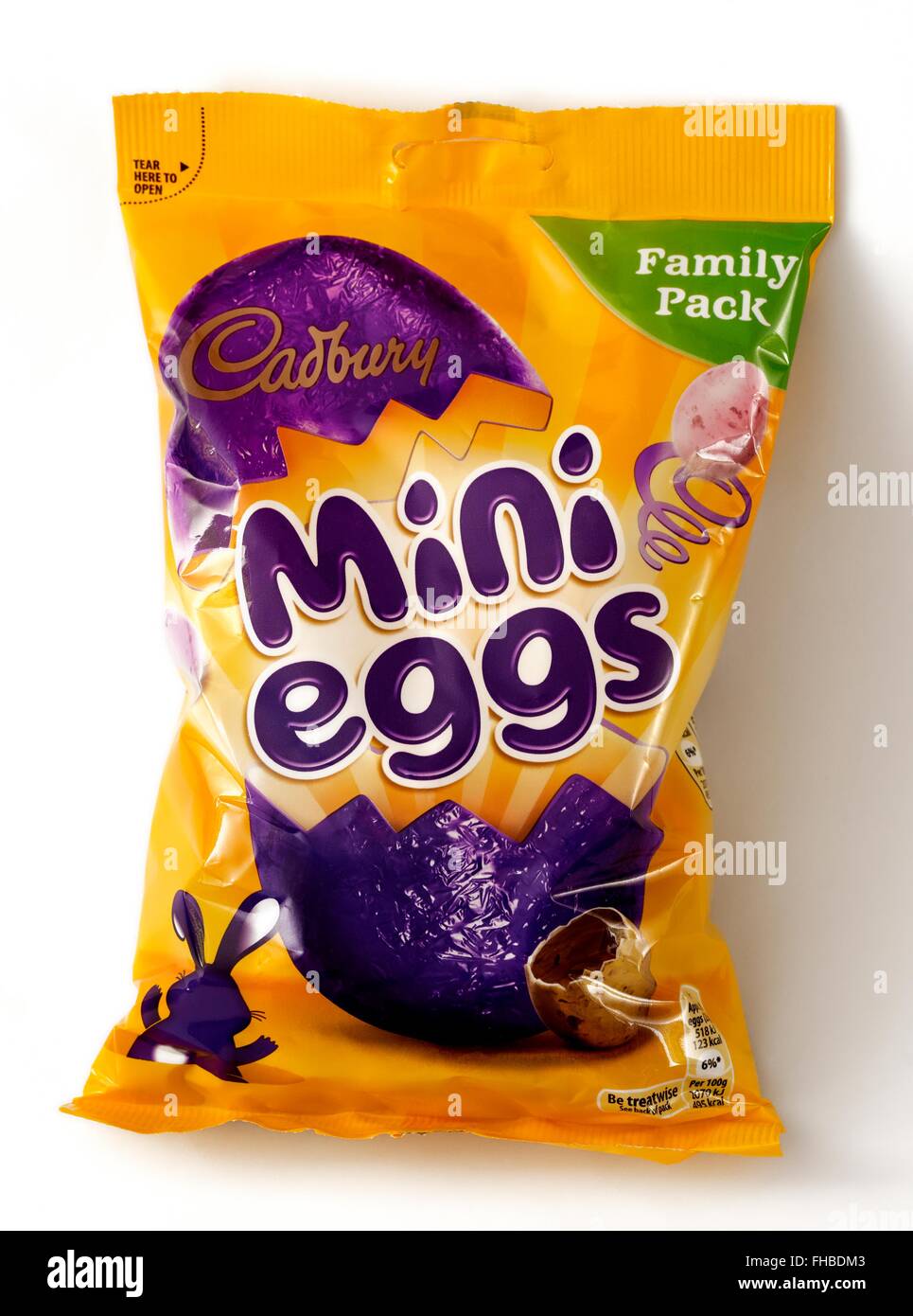 Un family pack di Cadbury's mini uova Foto Stock