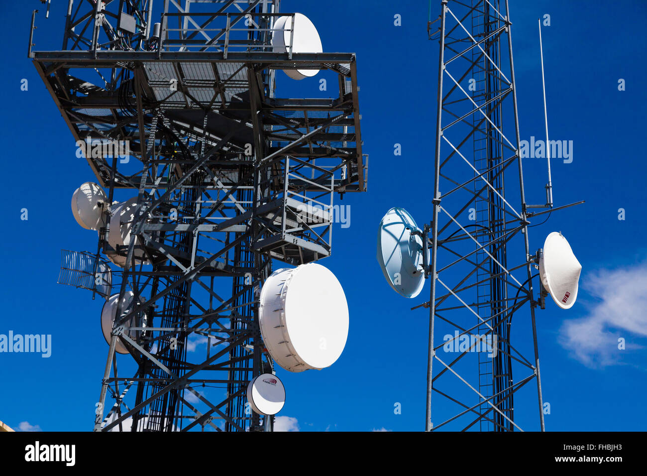 Una trasmissione wireless da torre a lobo punto sulla Divisione Continentale - Colorado Rockies Foto Stock