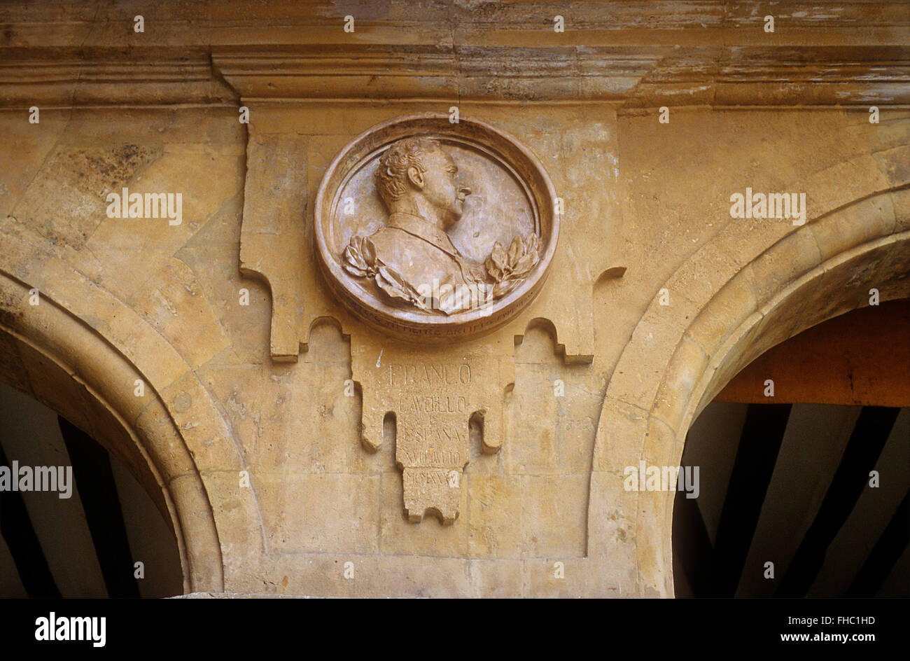 Francisco Franco,Plaza Mayor,(piazza principale),dettaglio di un medaglione, Salamanca,Spagna Foto Stock