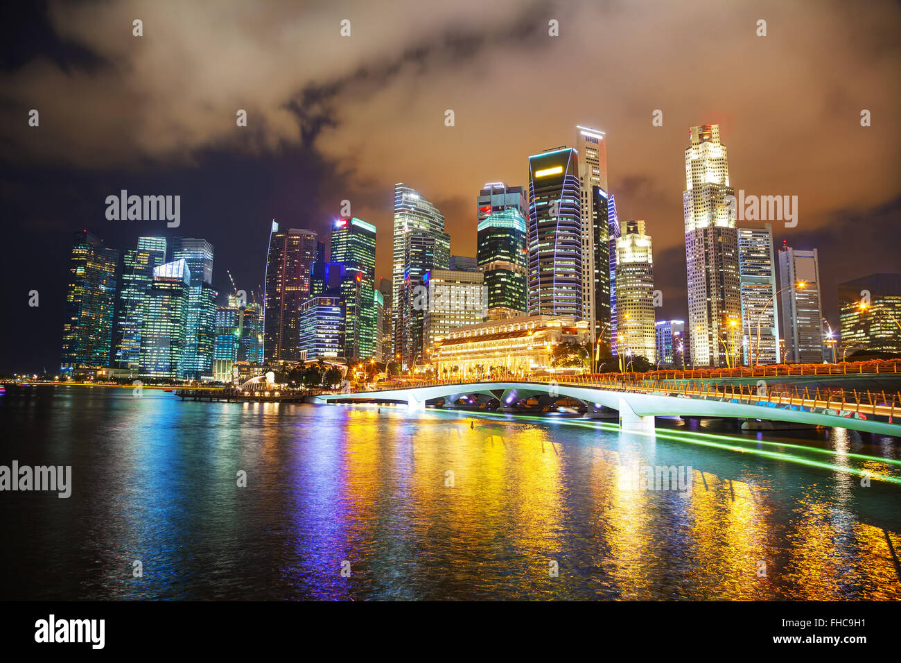 Singapore distretto finanziario durante la notte Foto Stock