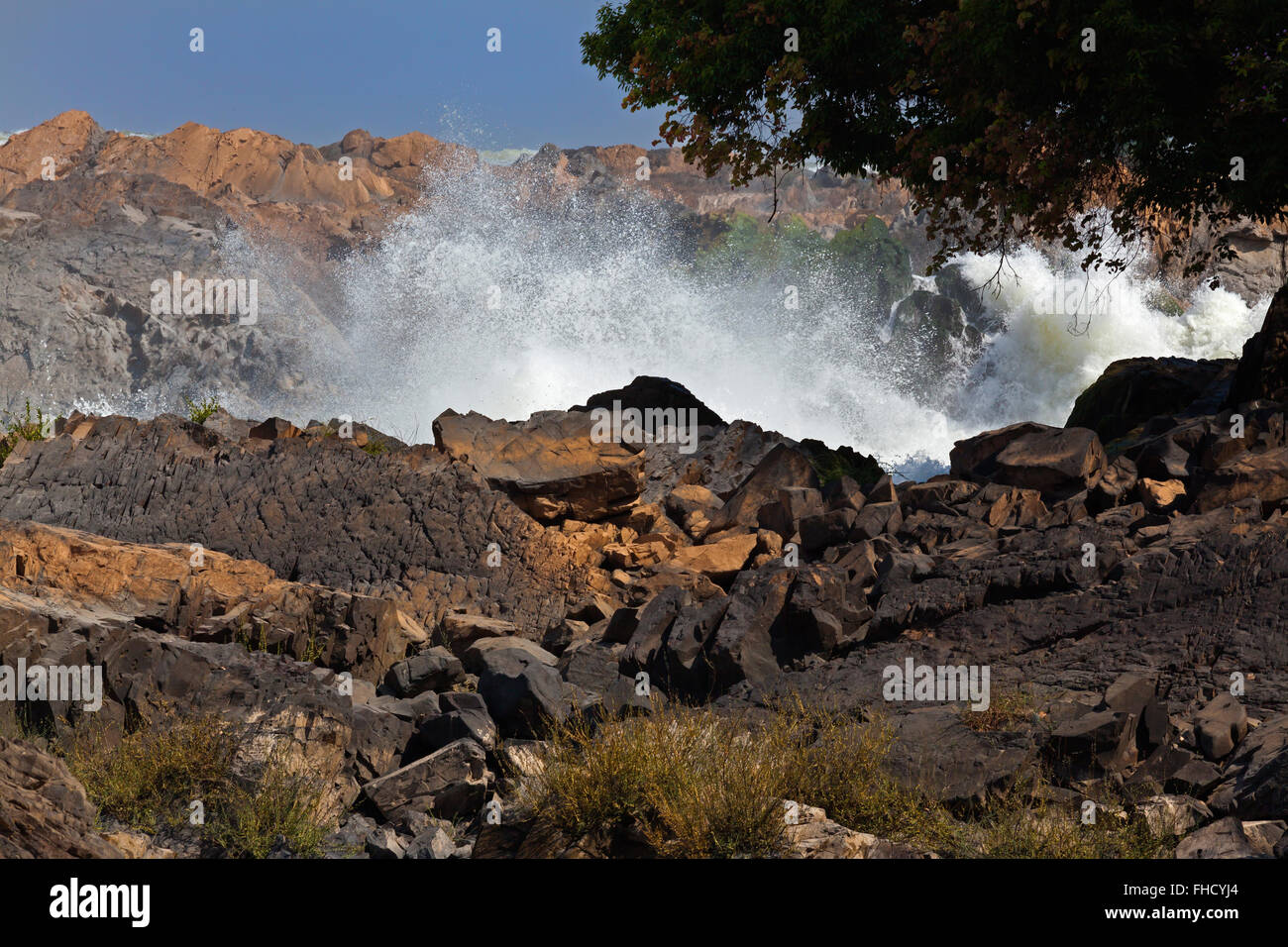 KHONE PHAPHENG cascata in 4 mila isole Area (Si Phan Don) del fiume Mekong - Southern, LAOS Foto Stock