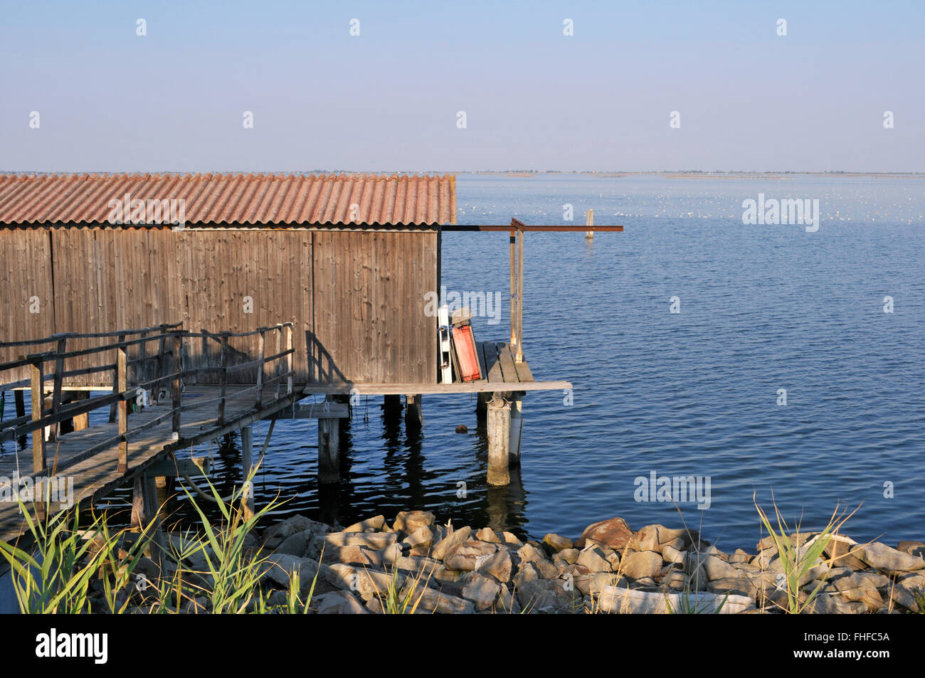 Fisherman stilt capanna, delta del Po laguna, provincia di Rovigo, regione Veneto, Italia Foto Stock