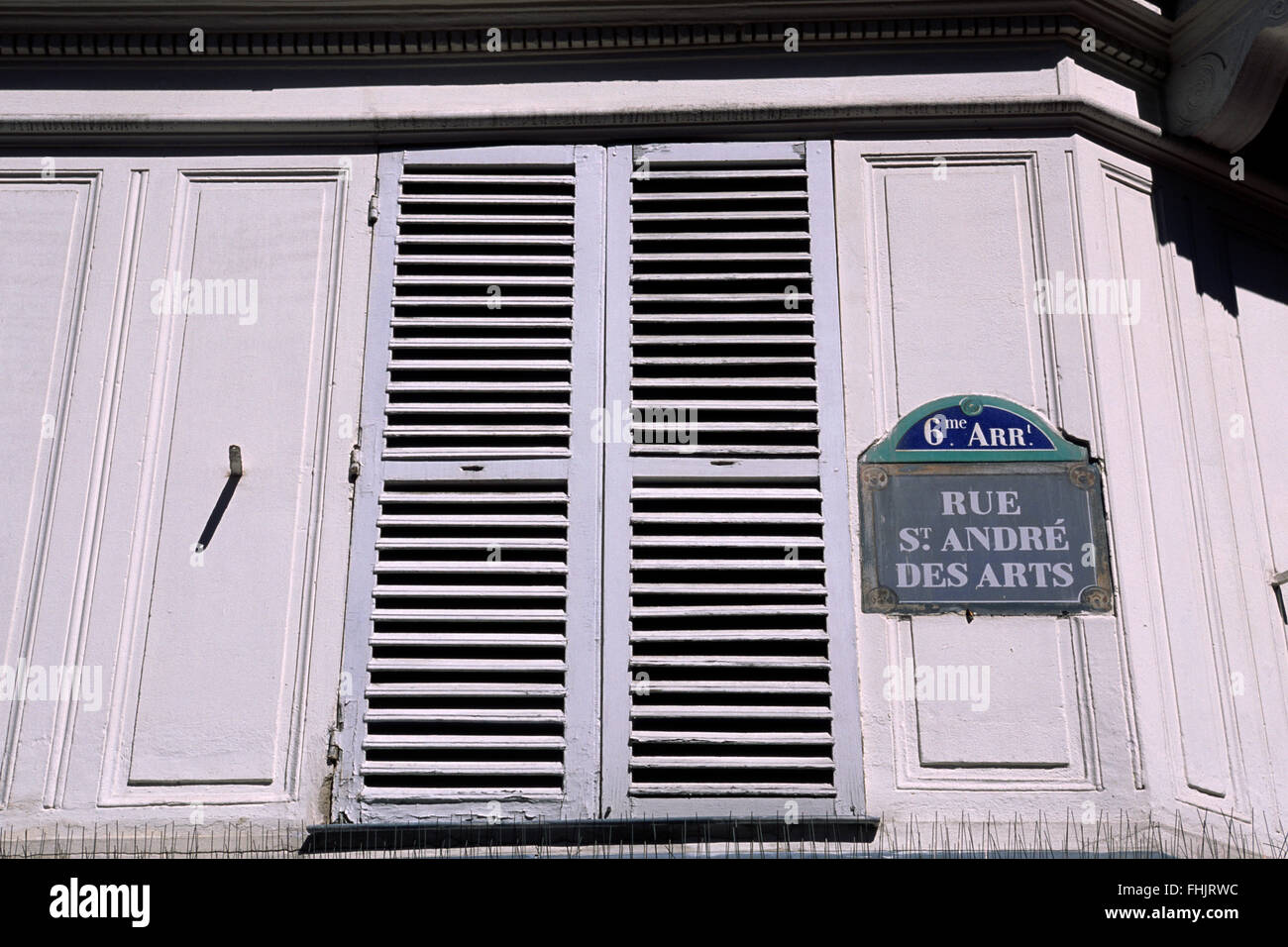 Parigi, Quartier Latin, persiane chiuse Foto Stock