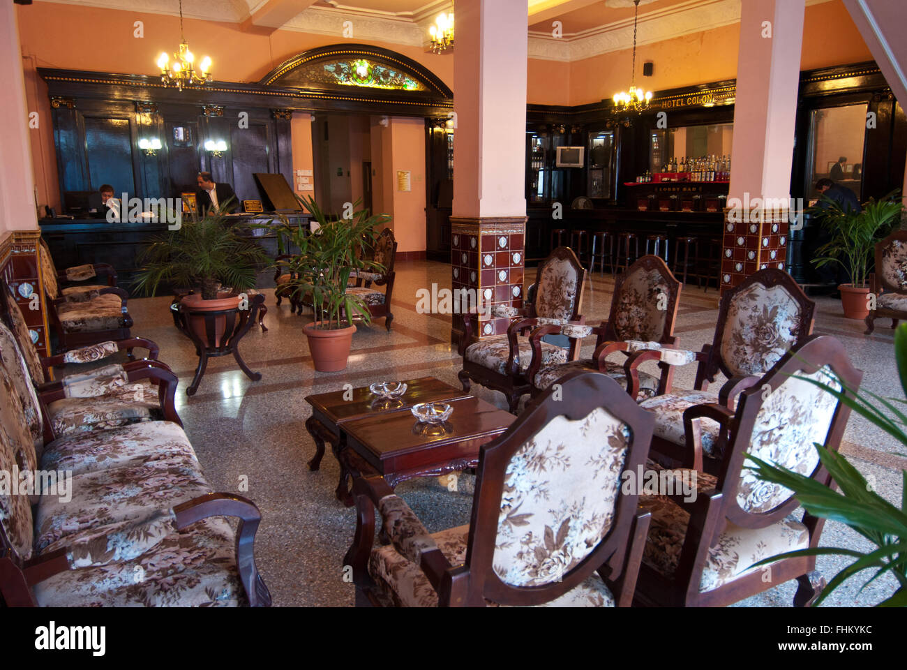 La lobby Izlazul Hotel Colon, storico spanisch edificio coloniale, Camagüey, Cuba Foto Stock