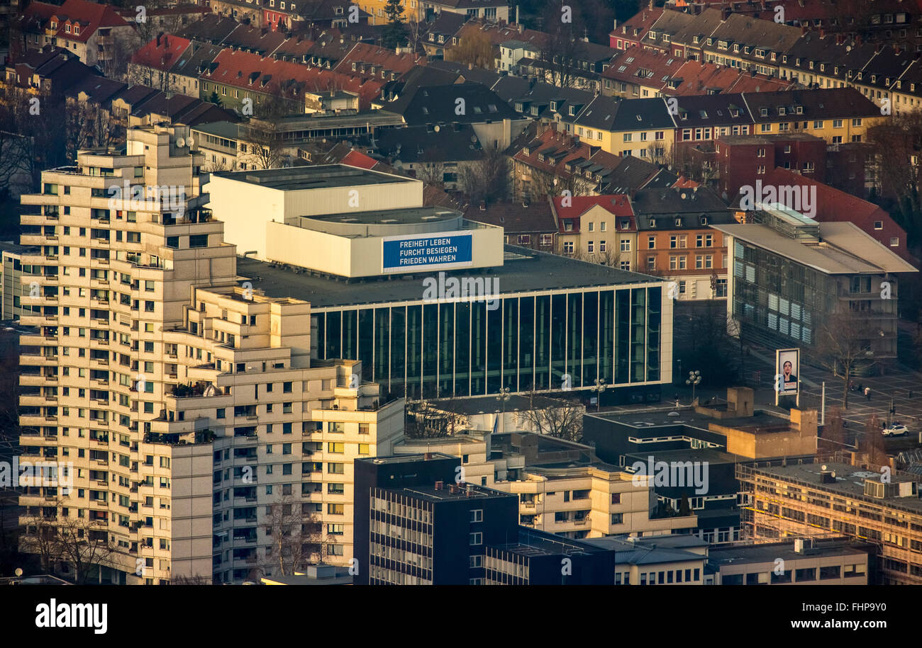 Vista aerea, MIR, Musiktheater im Revier di Gelsenkirchen, teatro musicale, poster vita libertà paura sconfitta, PACE VERA,Gelsenkirchen Foto Stock