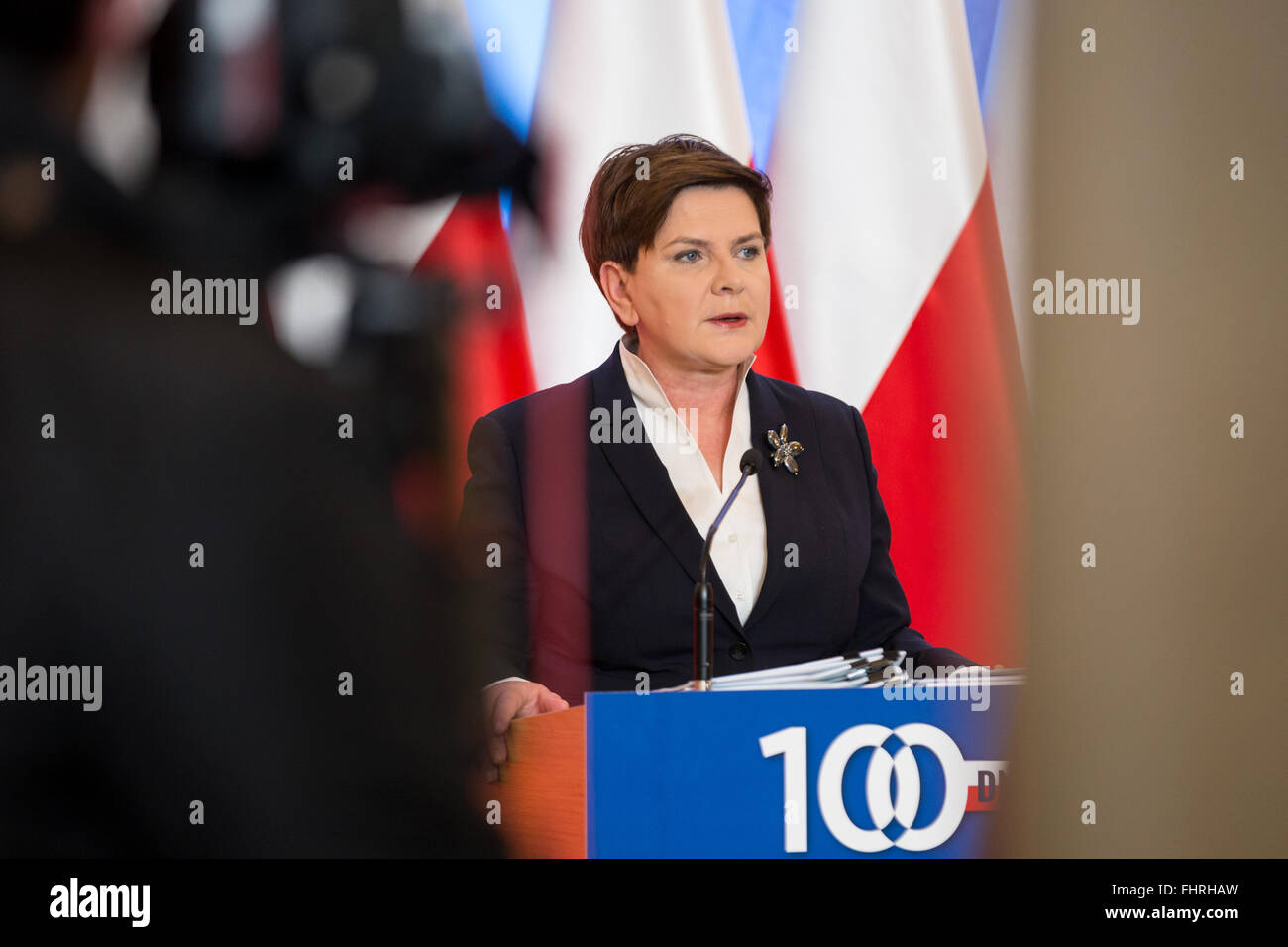 Varsavia, Polonia. Il 26 febbraio, 2016. Il Primo Ministro polacco Beata Szydlo durante la conferenza stampa presso la cancelleria del Primo Ministro il 26 febbraio 2016 a Varsavia in Polonia. Credito: MW/Alamy Live News Foto Stock