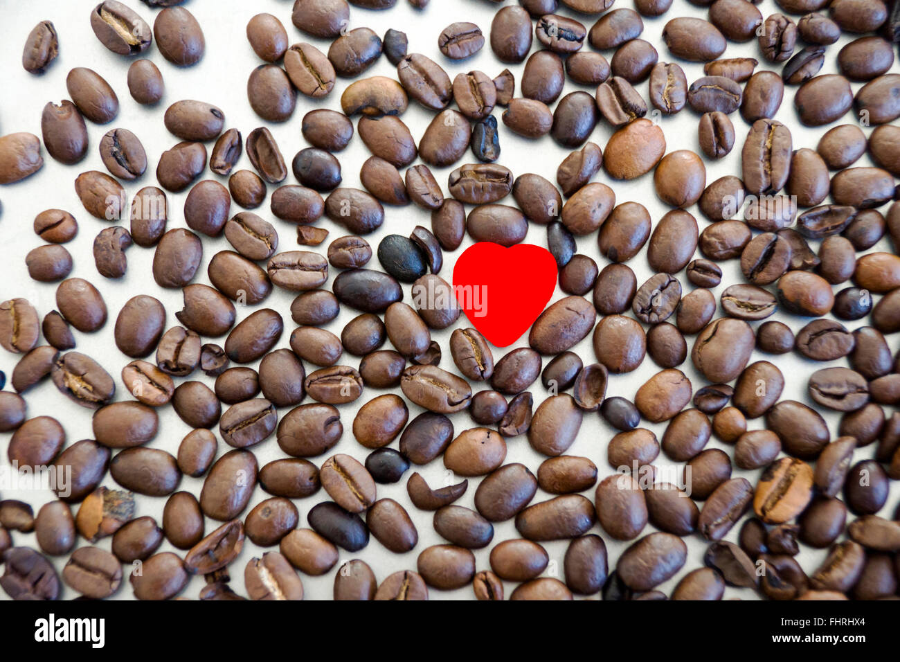 I chicchi di caffè con cuore Foto Stock