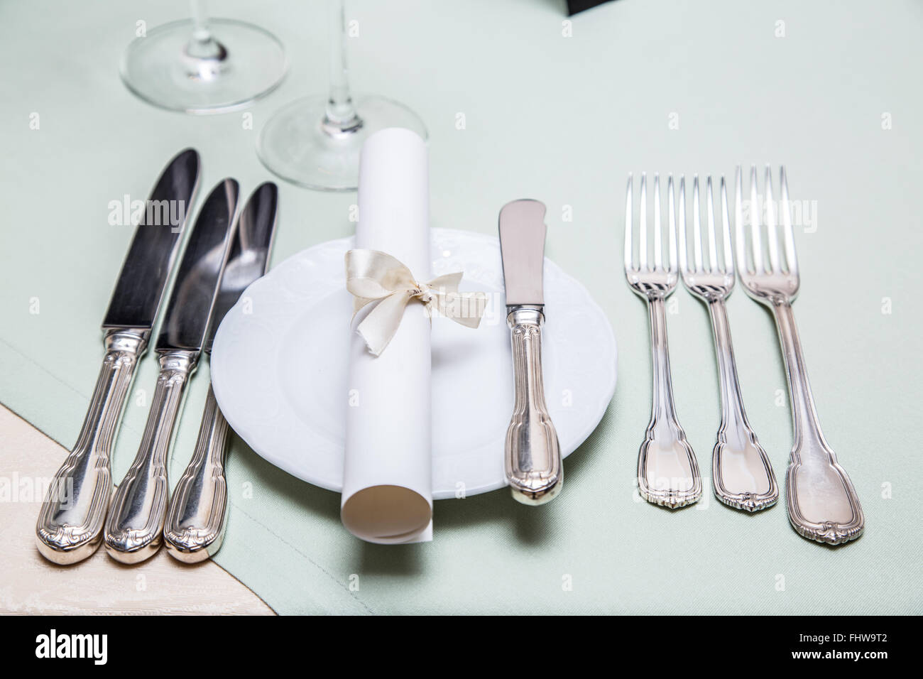 Festa di nozze impostazione cena presso il ristorante. Foto Stock