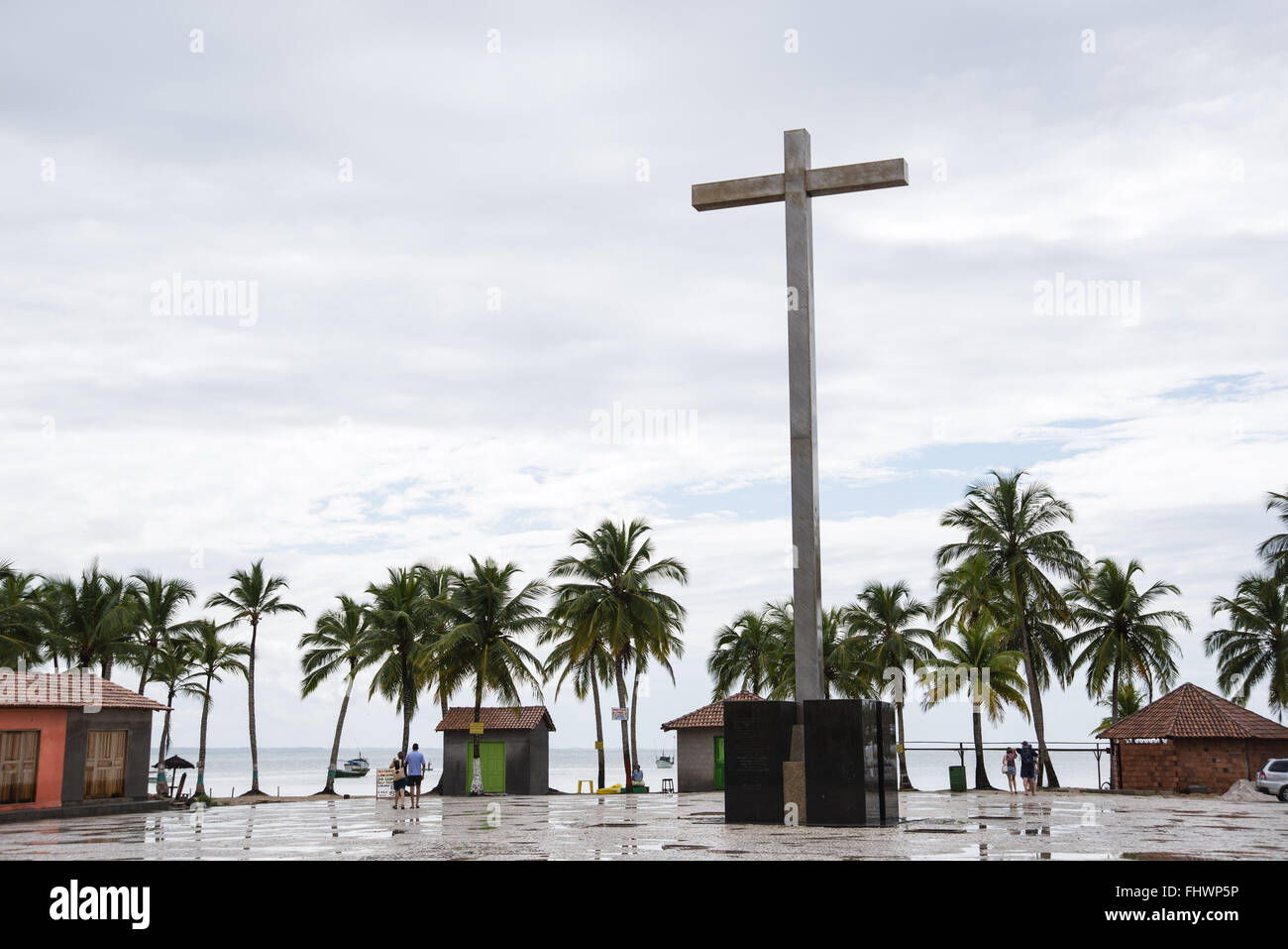 Monumento in onore del primo prodotto di massa in Brasile nel giorno di pioggia Foto Stock